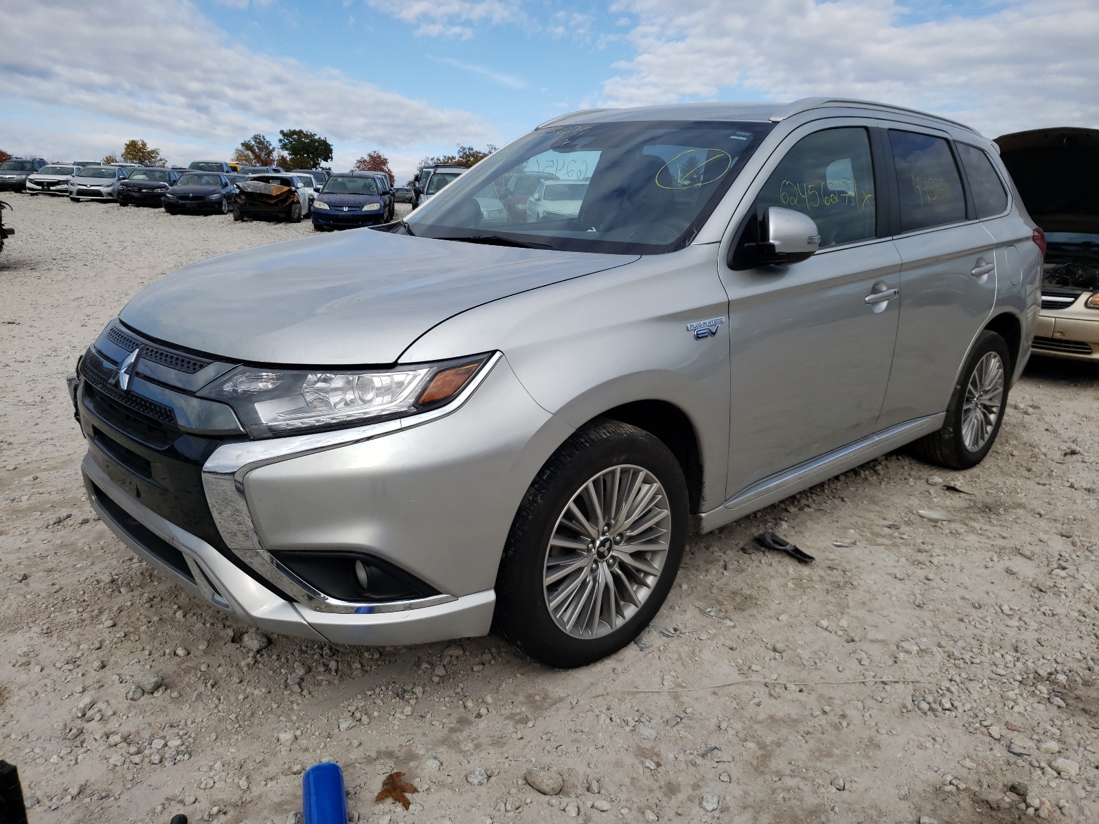 Photo 2 from auction – 2020 MITSUBISHI OUTLANDER with VIN JA4J24A55LZ038723