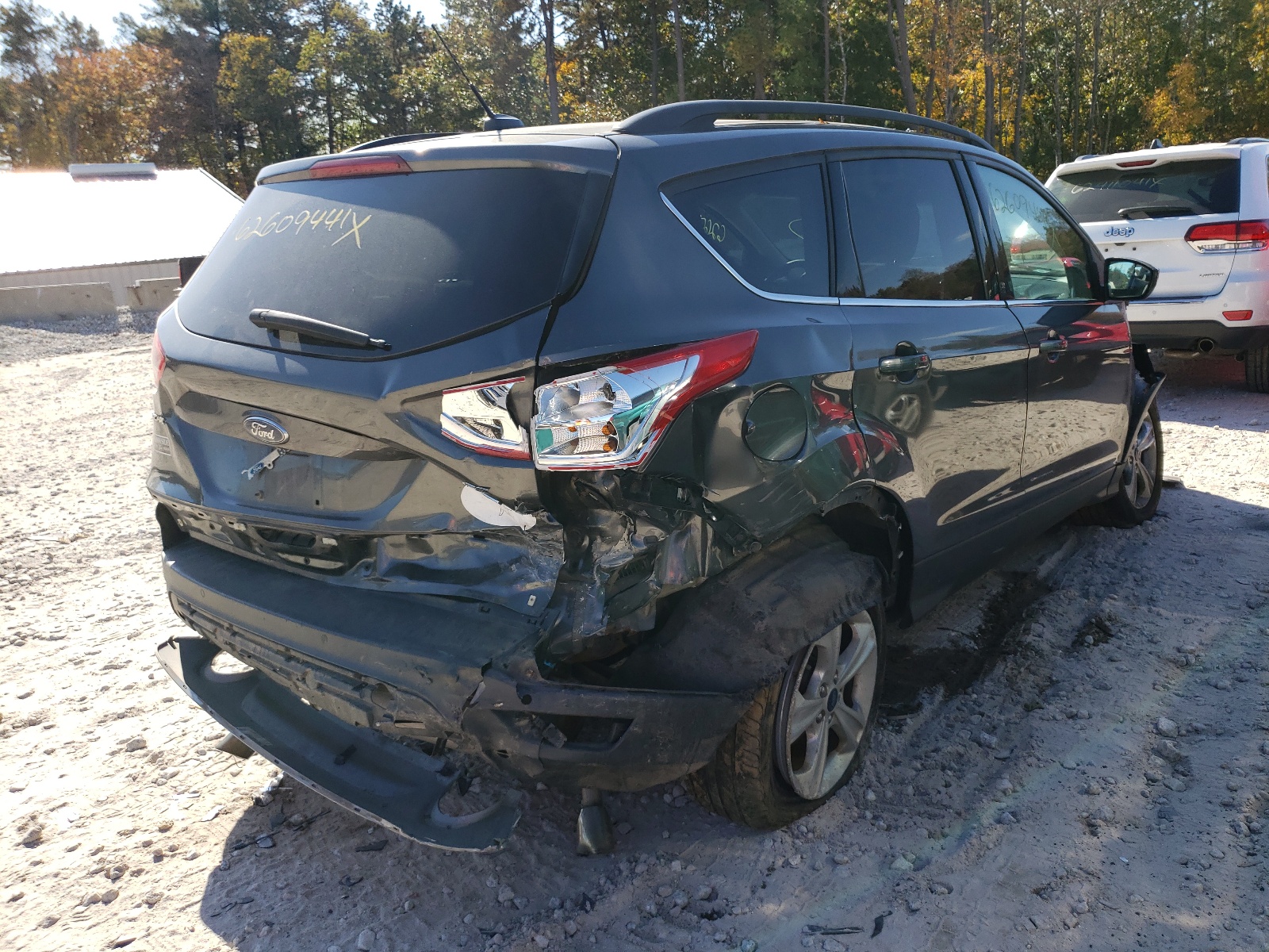 Photo 4 from auction – 2016 FORD ESCAPE SE with VIN 1FMCU9GX0GUC16583