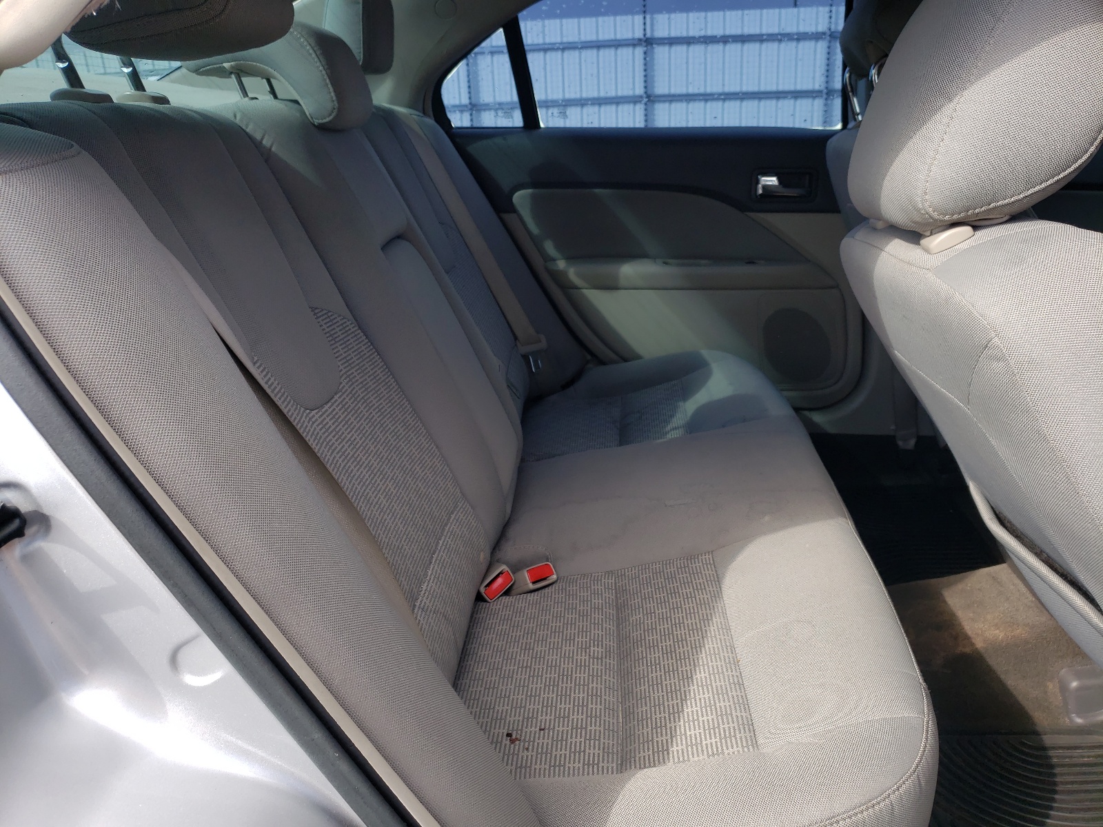 Photo 6 from auction – 2012 FORD FUSION SE with VIN 3FAHP0HA3CR371823