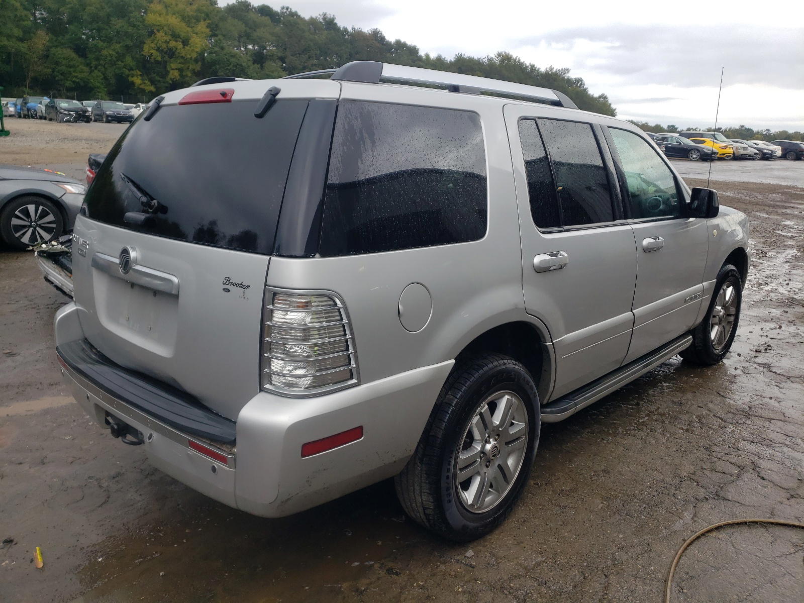 Photo 4 from auction – 2010 MERCURY MOUNTAINEE with VIN 4M2EN3JE7AUJ01088