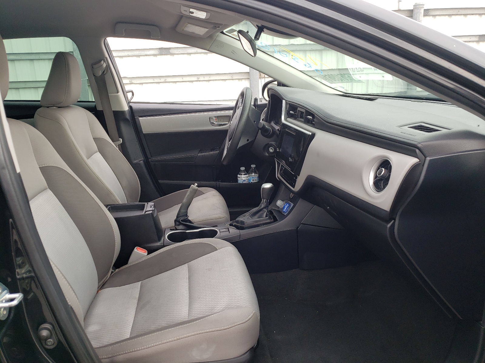 Zdjęcie 5 z aukcji – 2018 TOYOTA COROLLA L z VIN 2T1BURHEXJC065012
