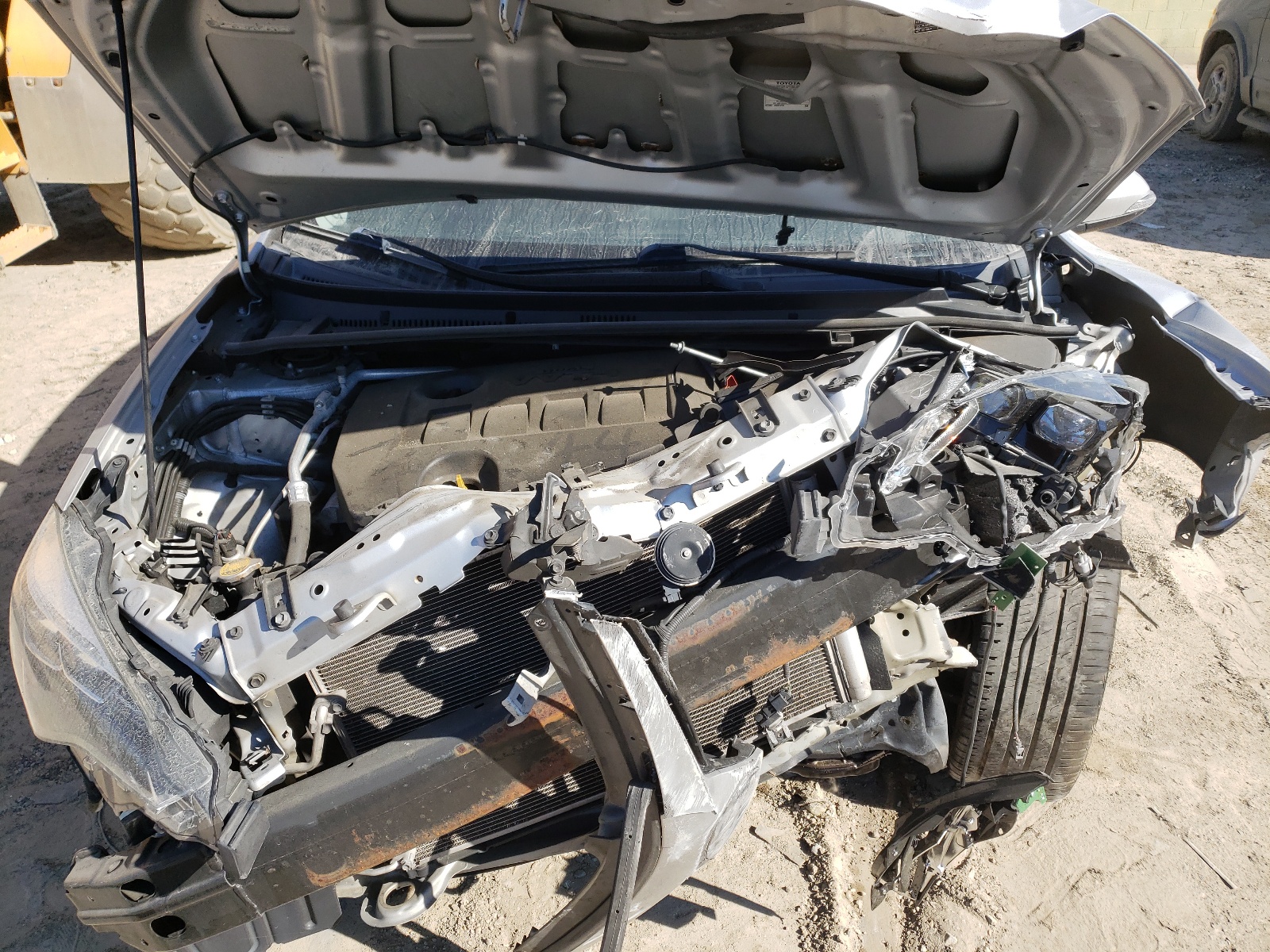 Photo 7 from auction – 2017 TOYOTA COROLLA L with VIN 5YFBURHE9HP646091