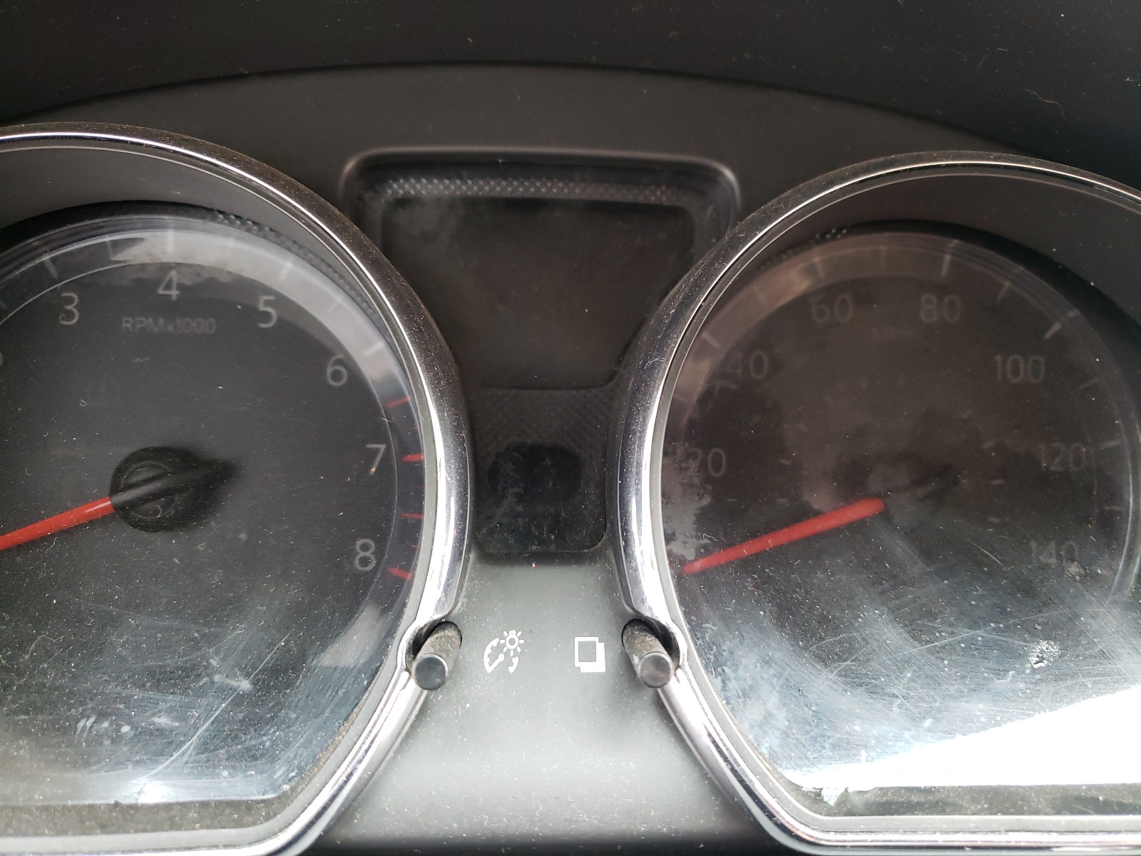 Photo 8 from auction – 2017 NISSAN VERSA S with VIN 3N1CN7AP9HL853047