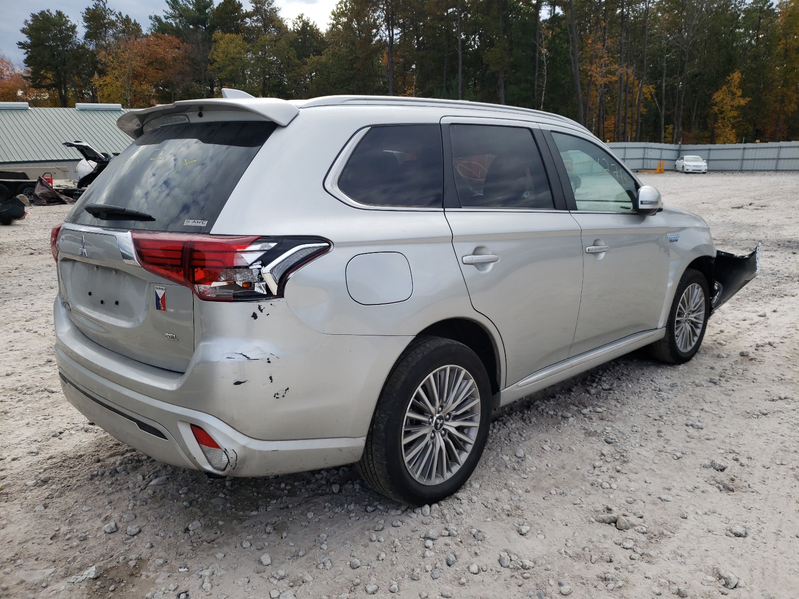 Photo 4 from auction – 2020 MITSUBISHI OUTLANDER with VIN JA4J24A55LZ038723