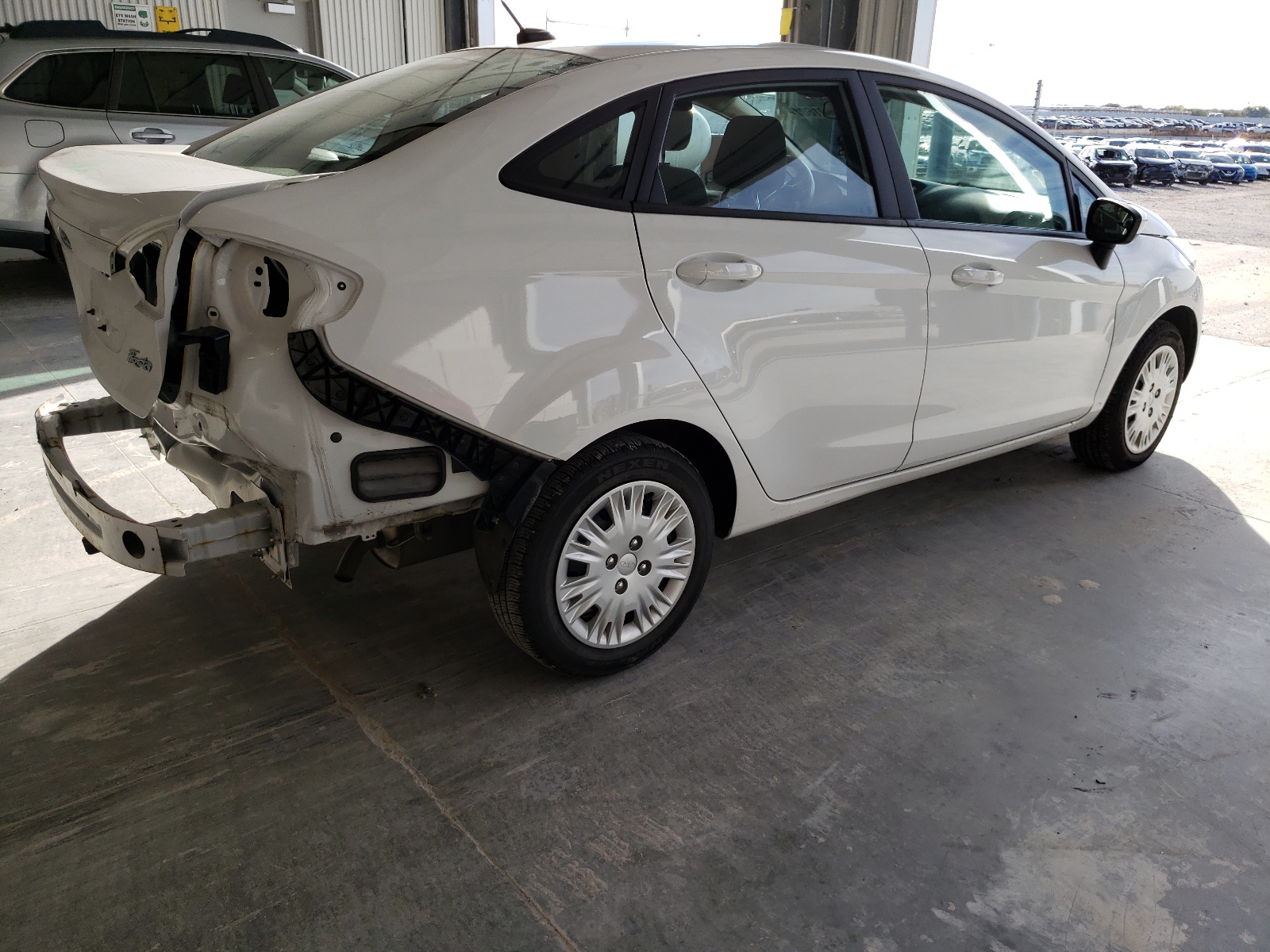 Photo 4 from auction – 2017 FORD FIESTA S with VIN 3FADP4AJ9HM128599