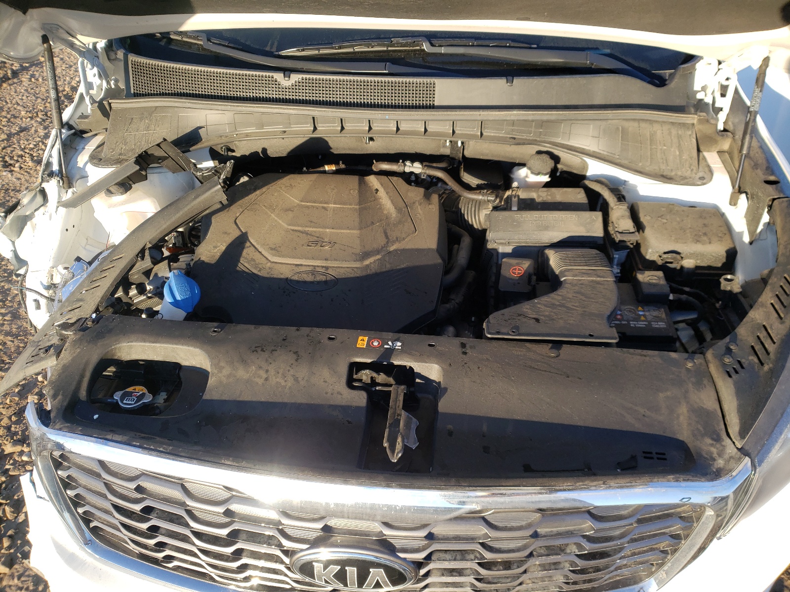 Photo 7 from auction – 2020 KIA SORENTO S with VIN 5XYPGDA59LG649502