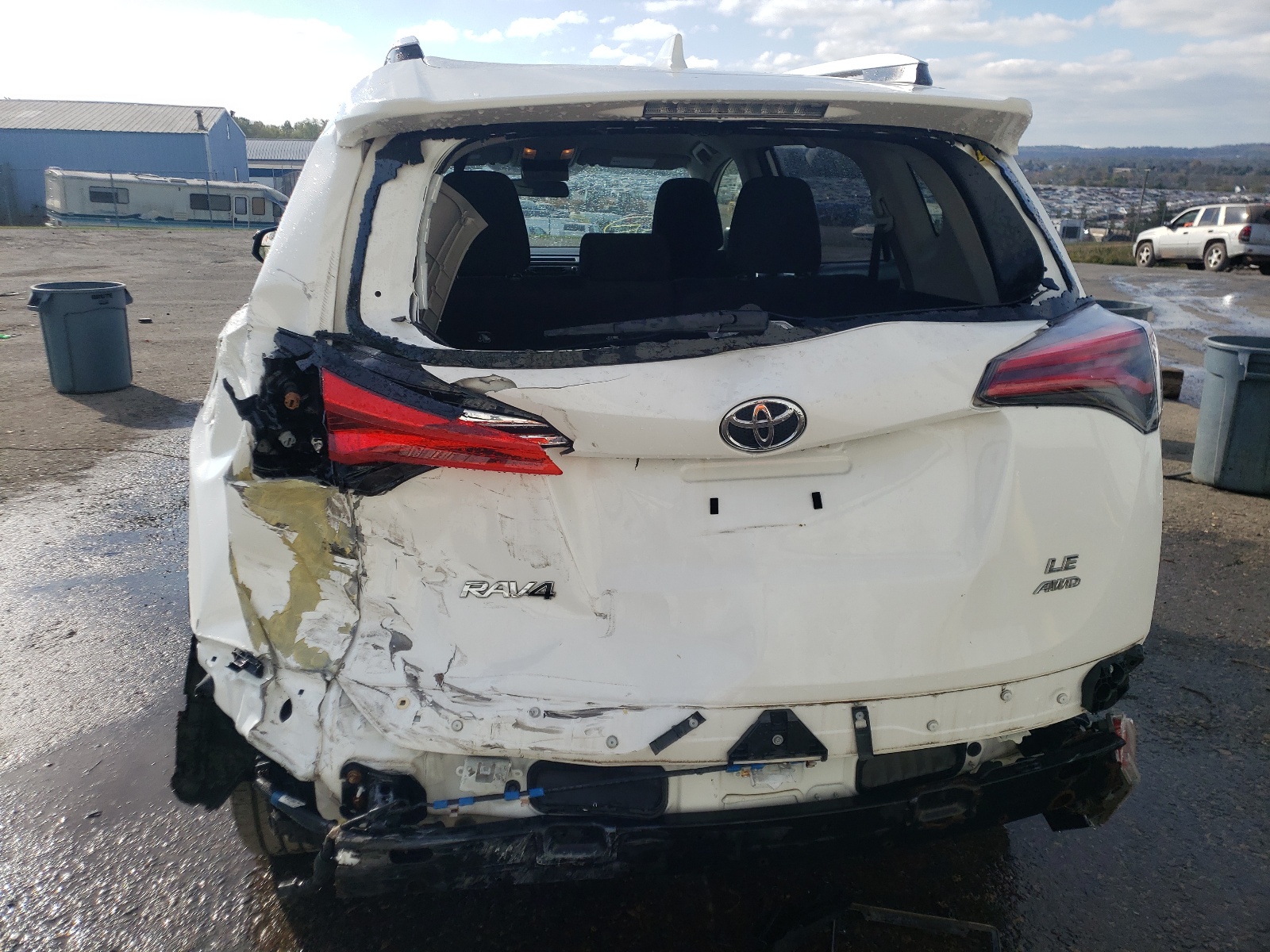Photo 9 from auction – 2016 TOYOTA RAV4 LE with VIN JTMBFREV5GD184967