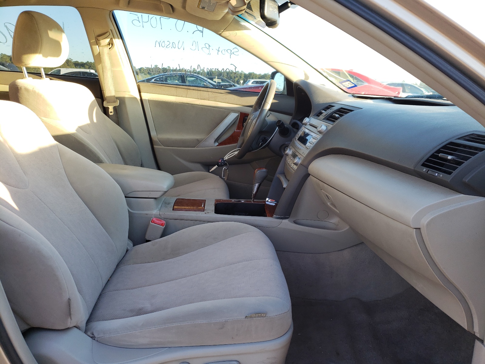 Photo 5 from auction – 2010 TOYOTA CAMRY BASE with VIN 4T1BF3EK0AU114041