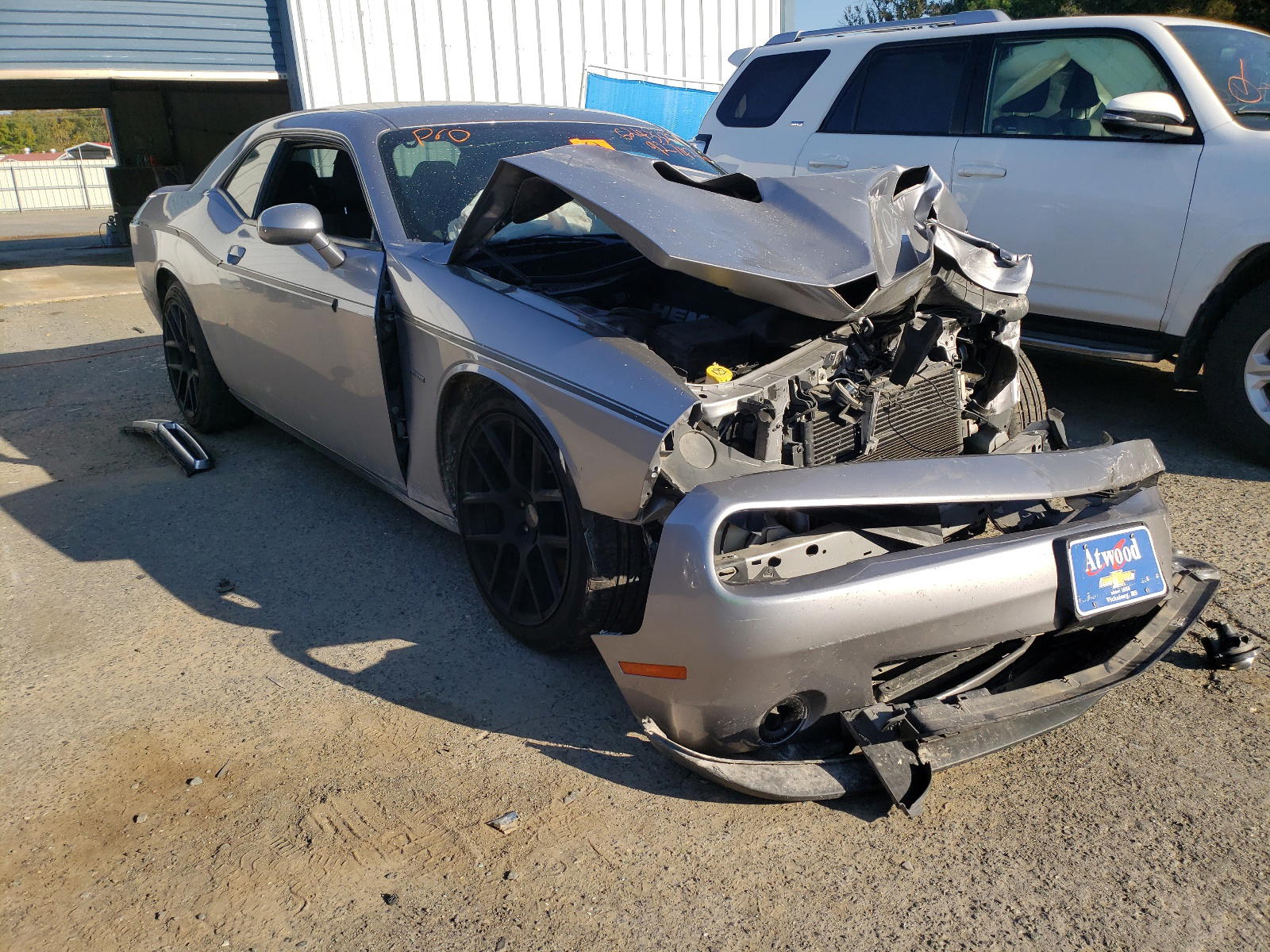 DODGE CHALLENGER 2015 with VIN 2C3CDZAT4FH927462 - Photo from auction