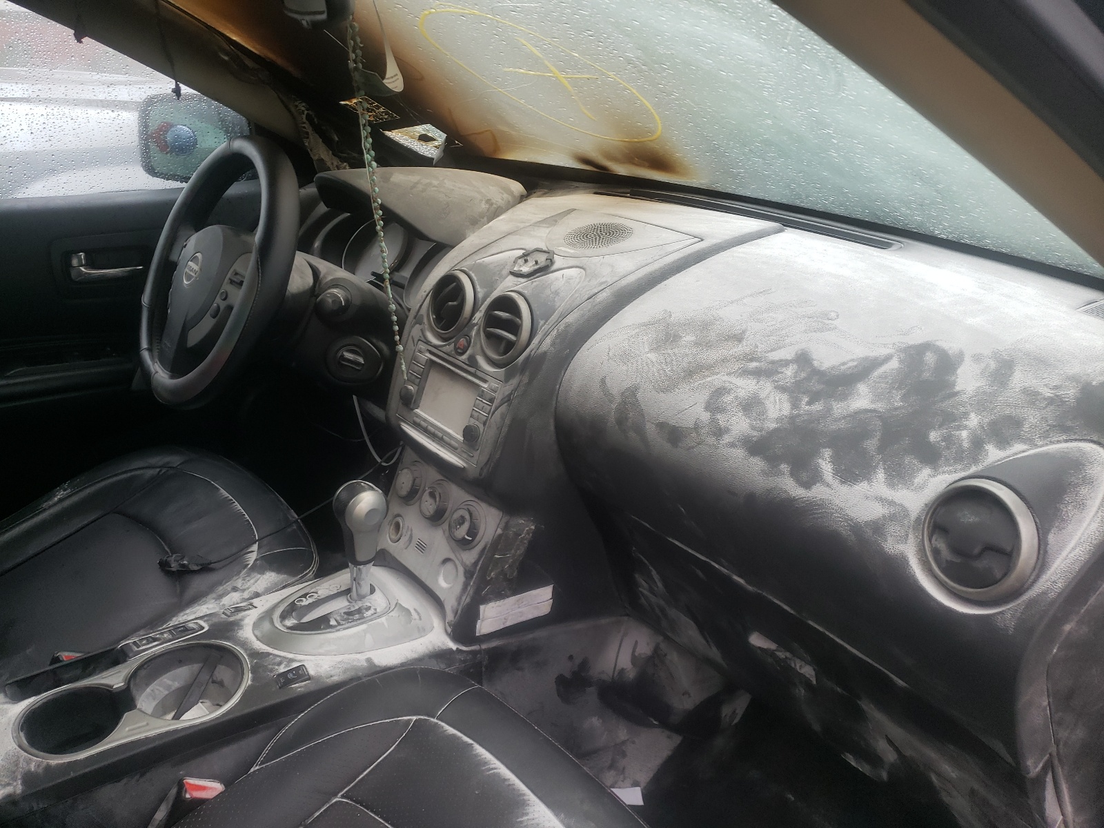 Photo 9 from auction – 2012 NISSAN ROGUE S with VIN JN8AS5MV2CW420026