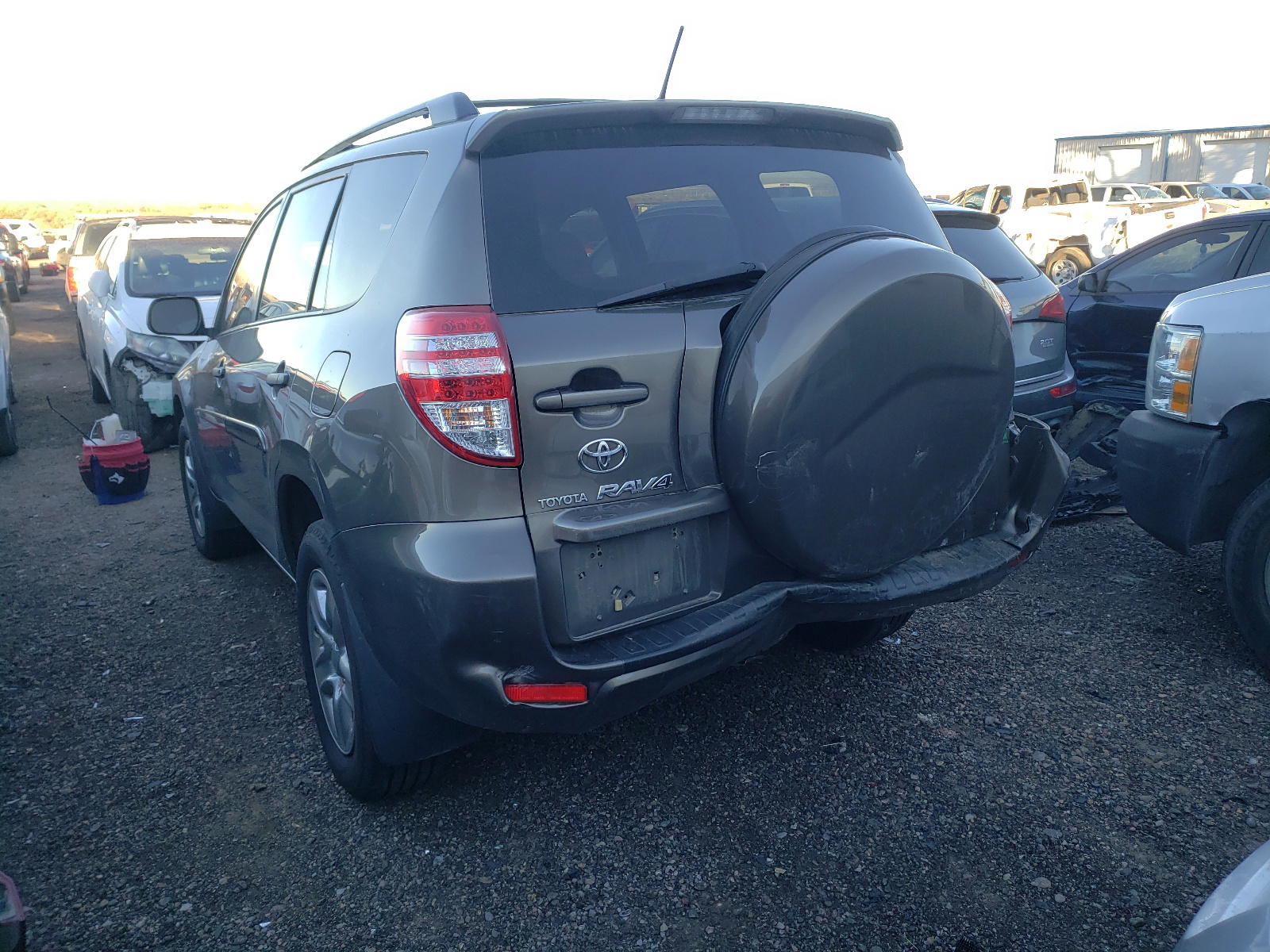 Photo 9 from auction – 2010 TOYOTA RAV4 with VIN 2T3BF4DV8AW062151
