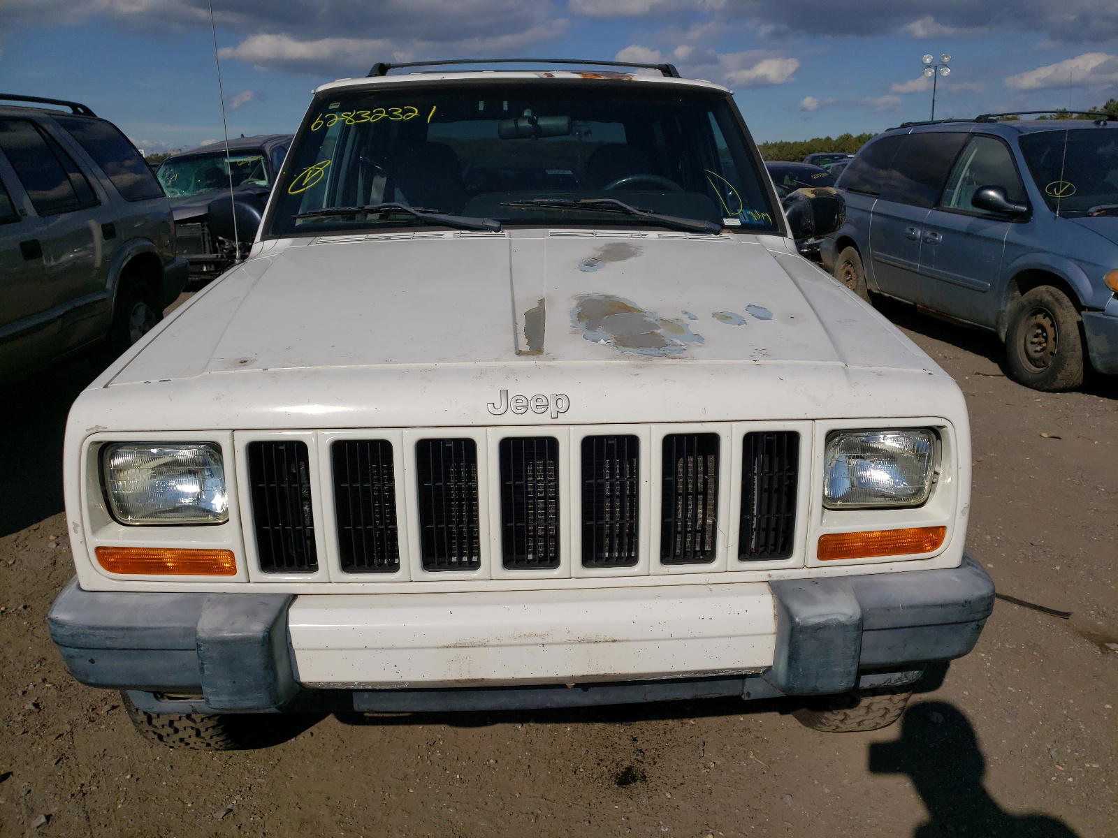 Photo 20 from auction – 2000 JEEP CHEROKESPT with VIN 1J4FF48S0YL195639