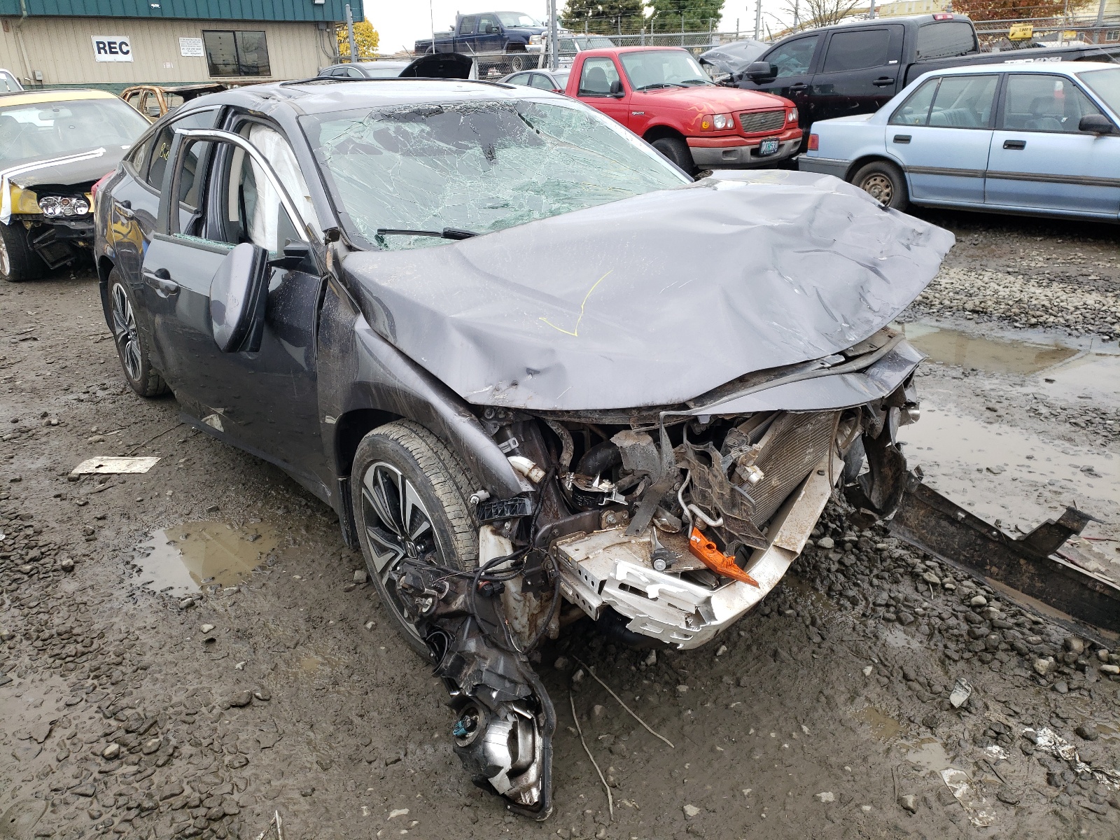 Photo 1 from auction – 2017 HONDA CIVIC EX with VIN 2HGFC1E35HH658965