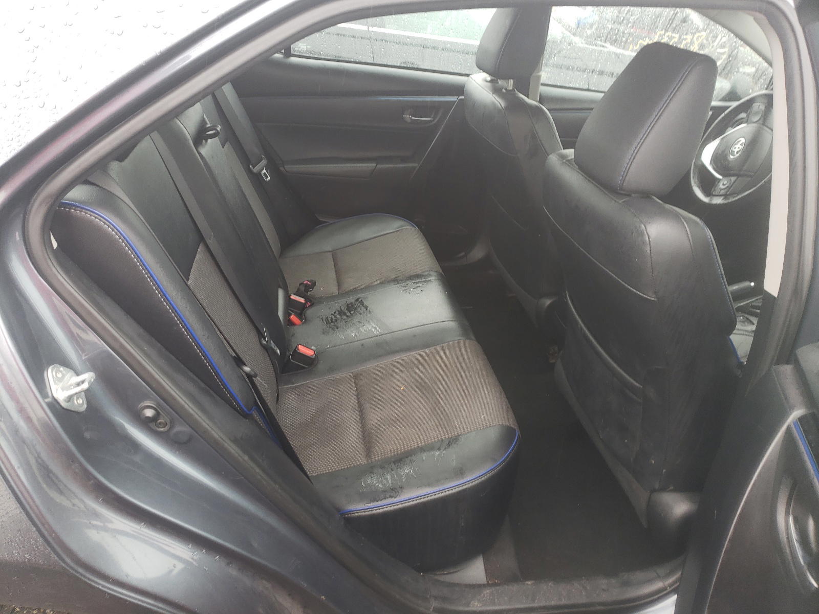 Photo 6 from auction – 2017 TOYOTA COROLLA L with VIN 2T1BURHEXHC766059