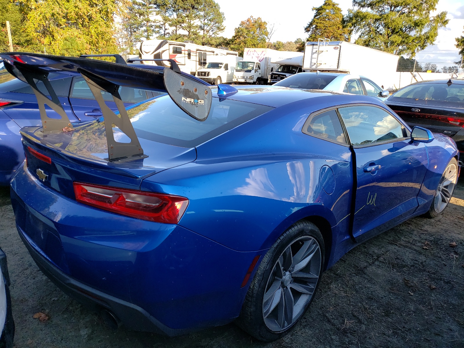 Photo 4 from auction – 2016 CHEVROLET CAMARO LT with VIN 1G1FB1RX0G0165429