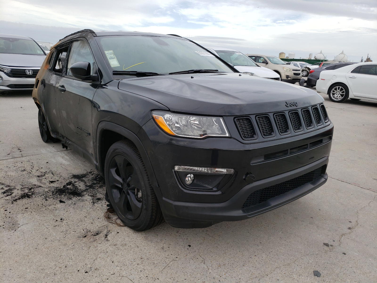 JEEP COMPASS LA 2021 with VIN 3C4NJCBB8MT572204 - Photo from auction