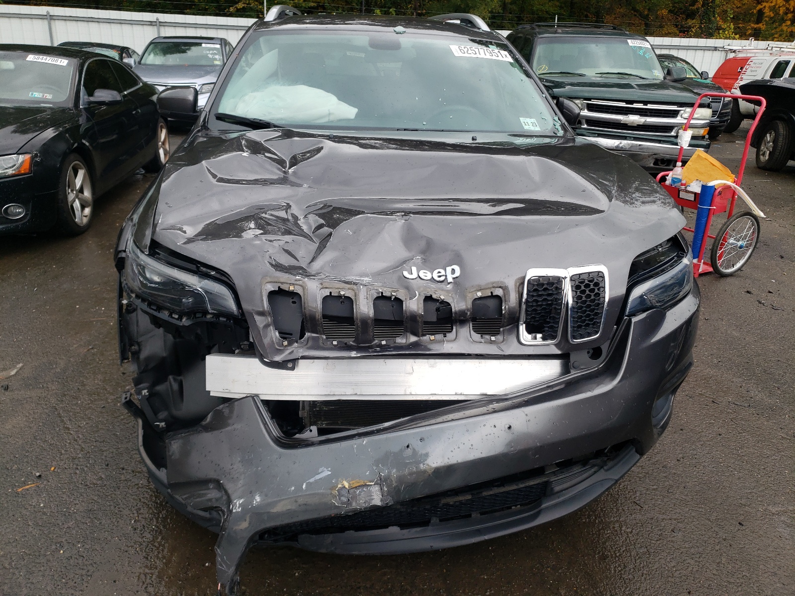 Photo 7 from auction – 2019 JEEP CHEROKEE L with VIN 1C4PJMLBXKD287214