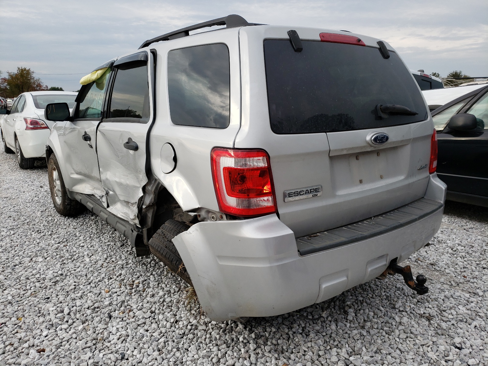 Photo 3 from auction – 2009 FORD ESCAPE XLS with VIN 1FMCU93G39KB78397