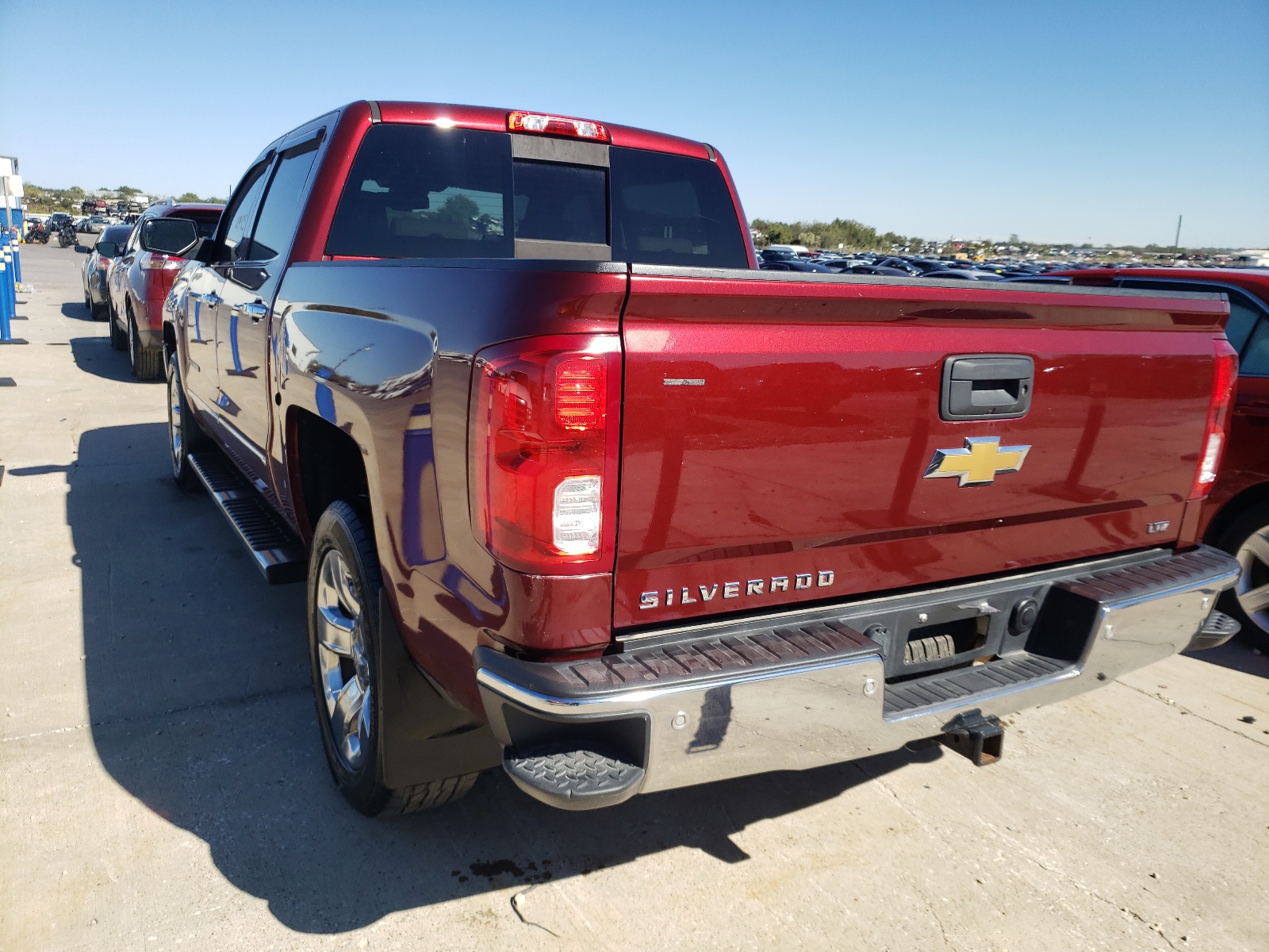 Photo 3 from auction – 2017 CHEVROLET SILVERADO with VIN 3GCUKSEJ8HG245130