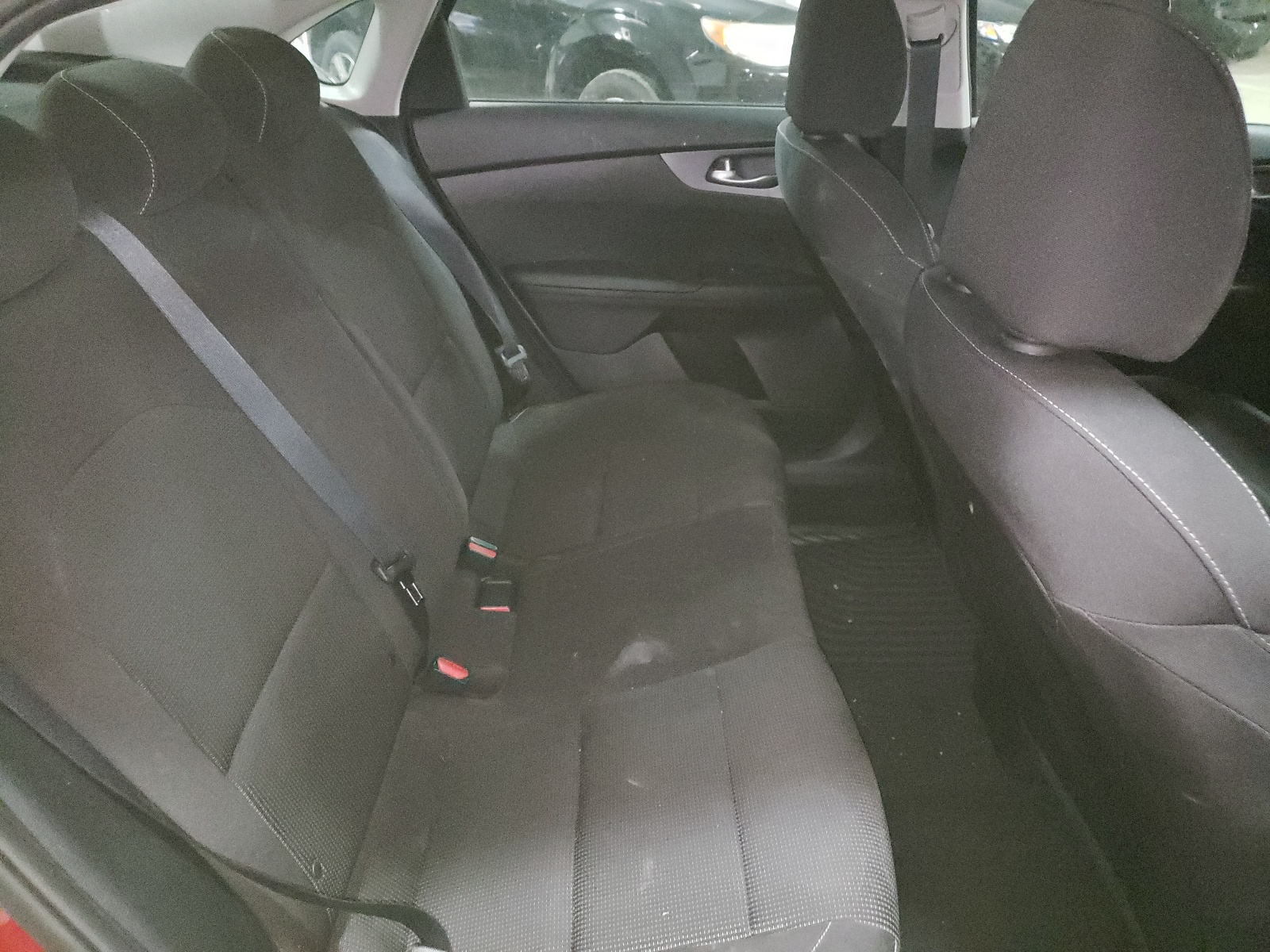 Photo 6 from auction – 2019 KIA FORTE FE with VIN 3KPF24AD8KE063435