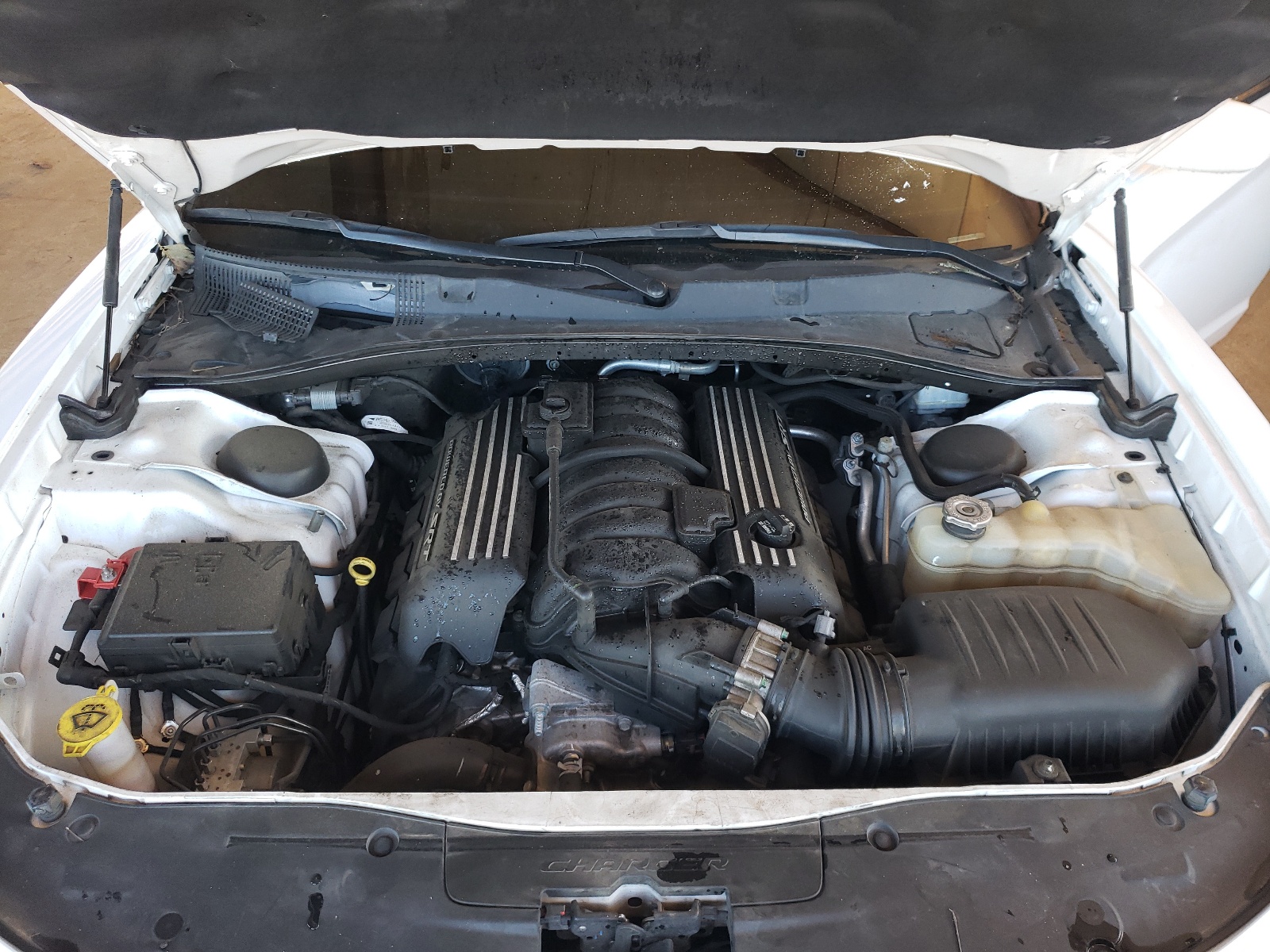 Photo 7 from auction – 2018 DODGE CHARGER R/ with VIN 2C3CDXGJ1JH126426