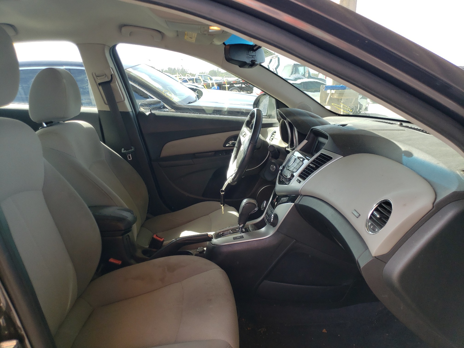 Photo 5 from auction – 2011 CHEVROLET CRUZE LT with VIN 1G1PF5S96B7158075