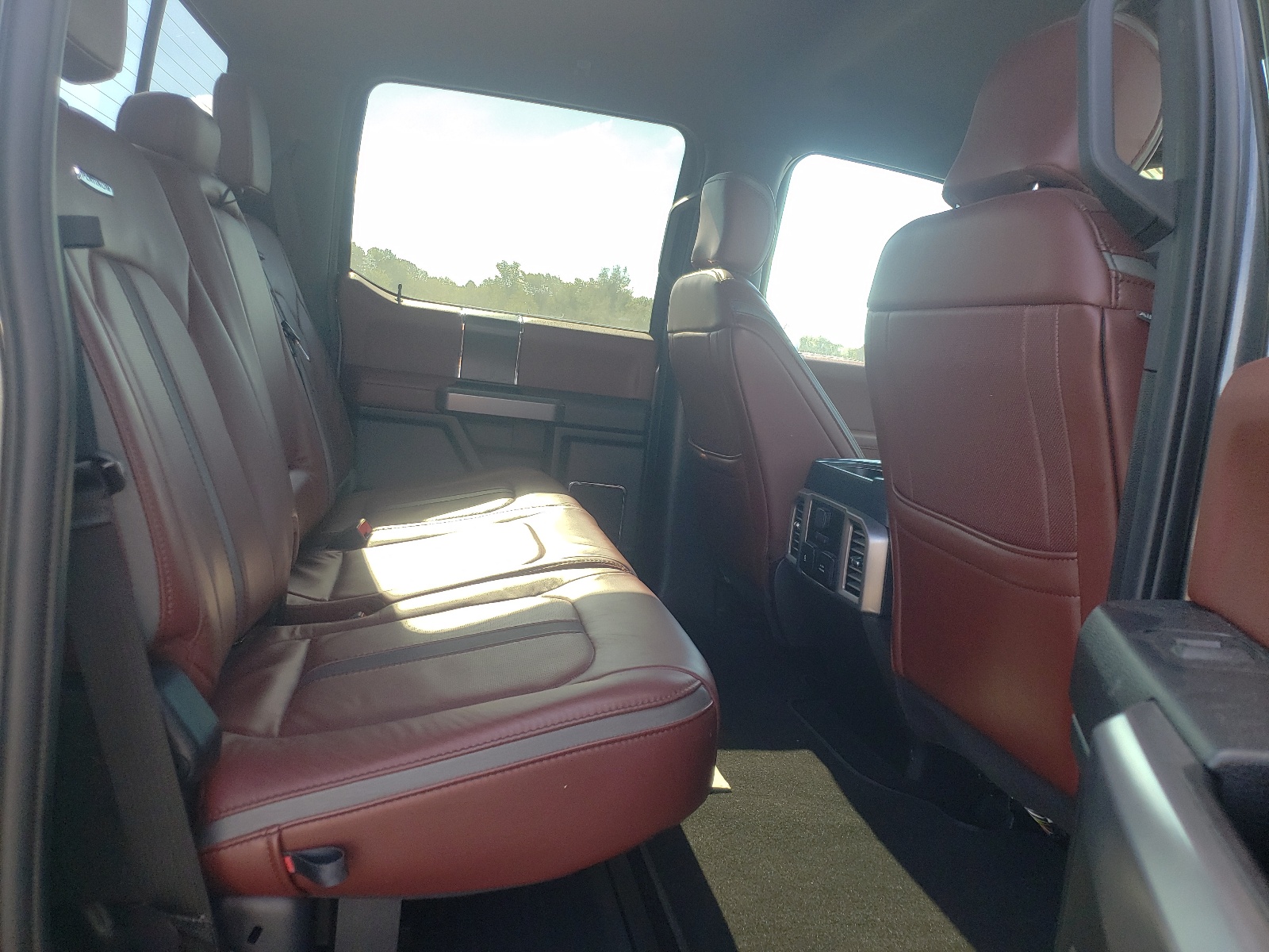 Photo 6 from auction – 2019 FORD F250 SUPER with VIN 1FT7W2BT0KEE15745