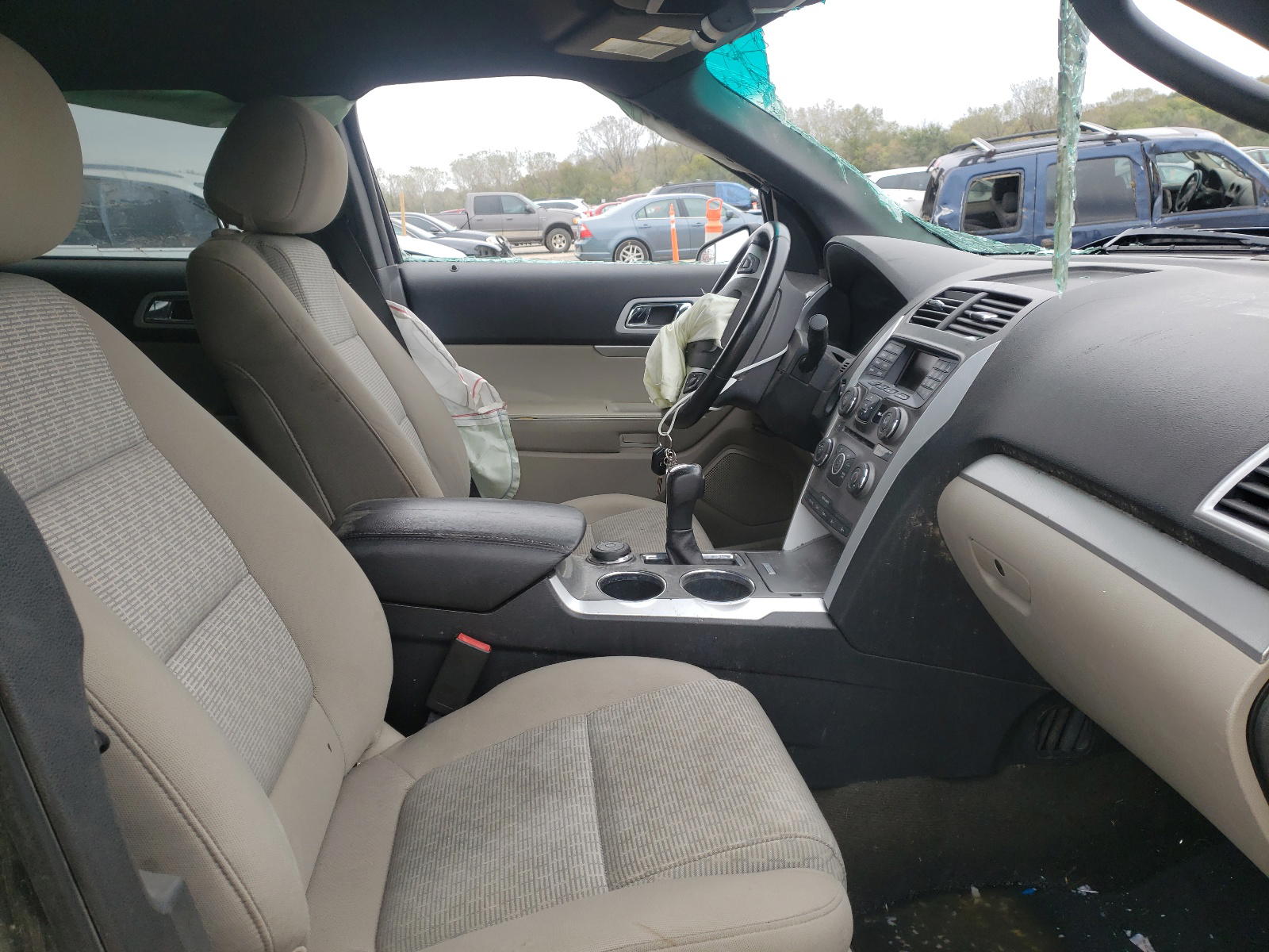 Photo 5 from auction – 2013 FORD EXPLORER X with VIN 1FM5K8D82DGC82603