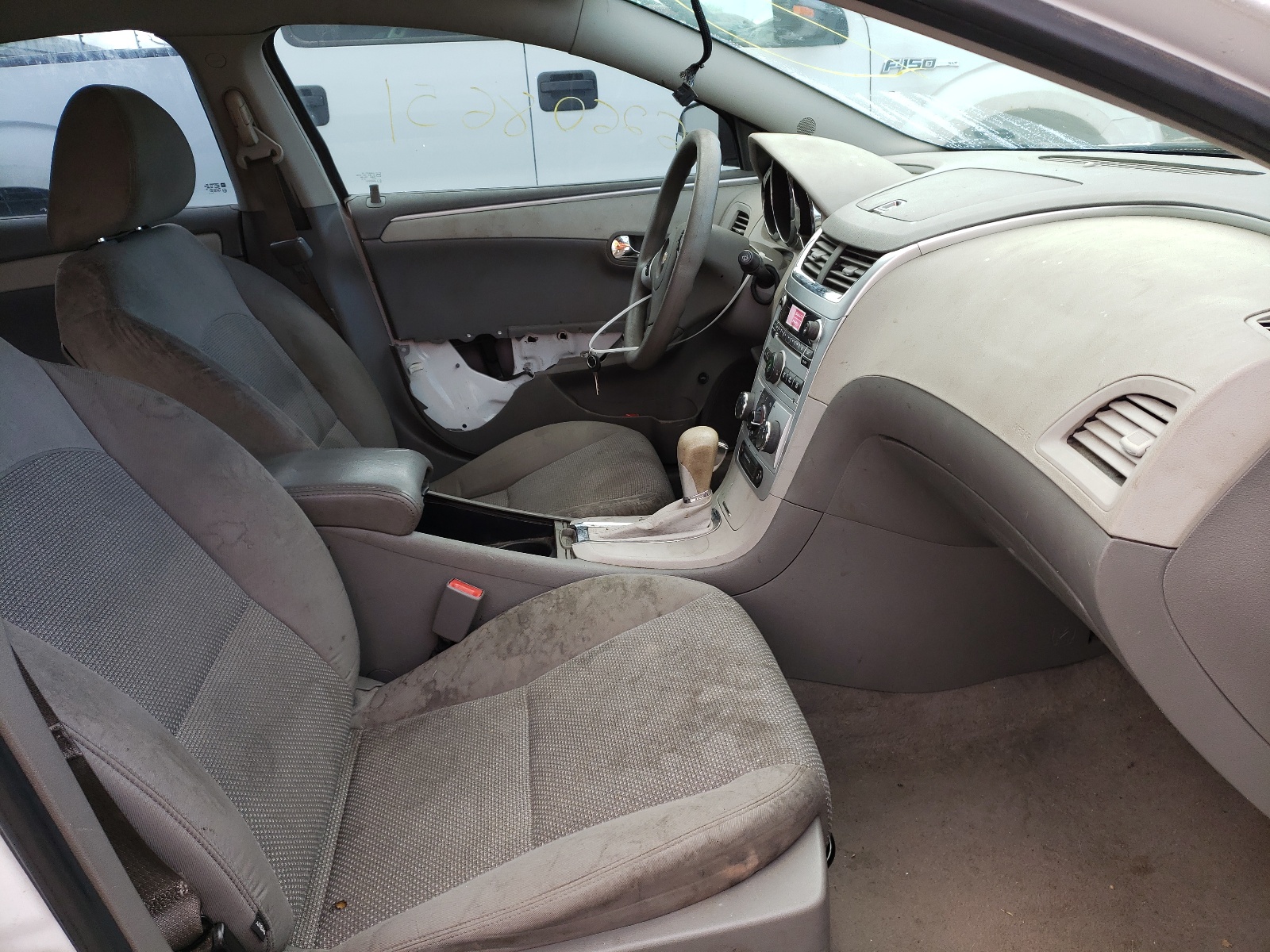 Photo 5 from auction – 2012 CHEVROLET MALIBU LS with VIN 1G1ZB5E05CF177242