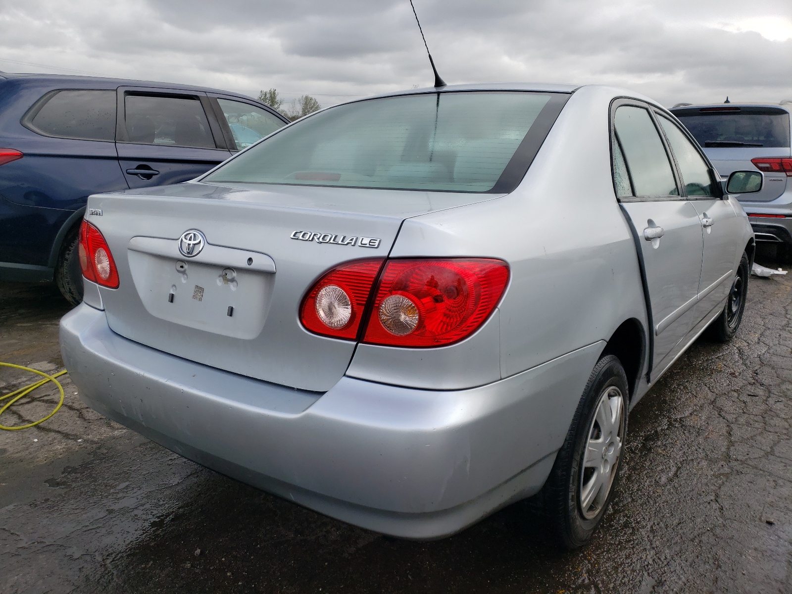 Photo 4 from auction – 2007 TOYOTA COROLLA CE with VIN 1NXBR32E57Z901775