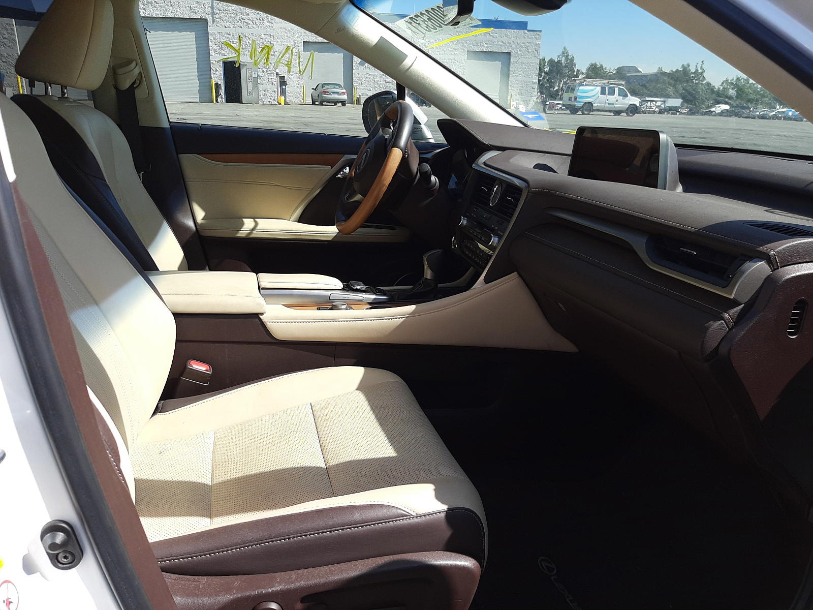Photo 5 from auction – 2019 LEXUS RX 350 BAS with VIN 2T2ZZMCA4KC135169