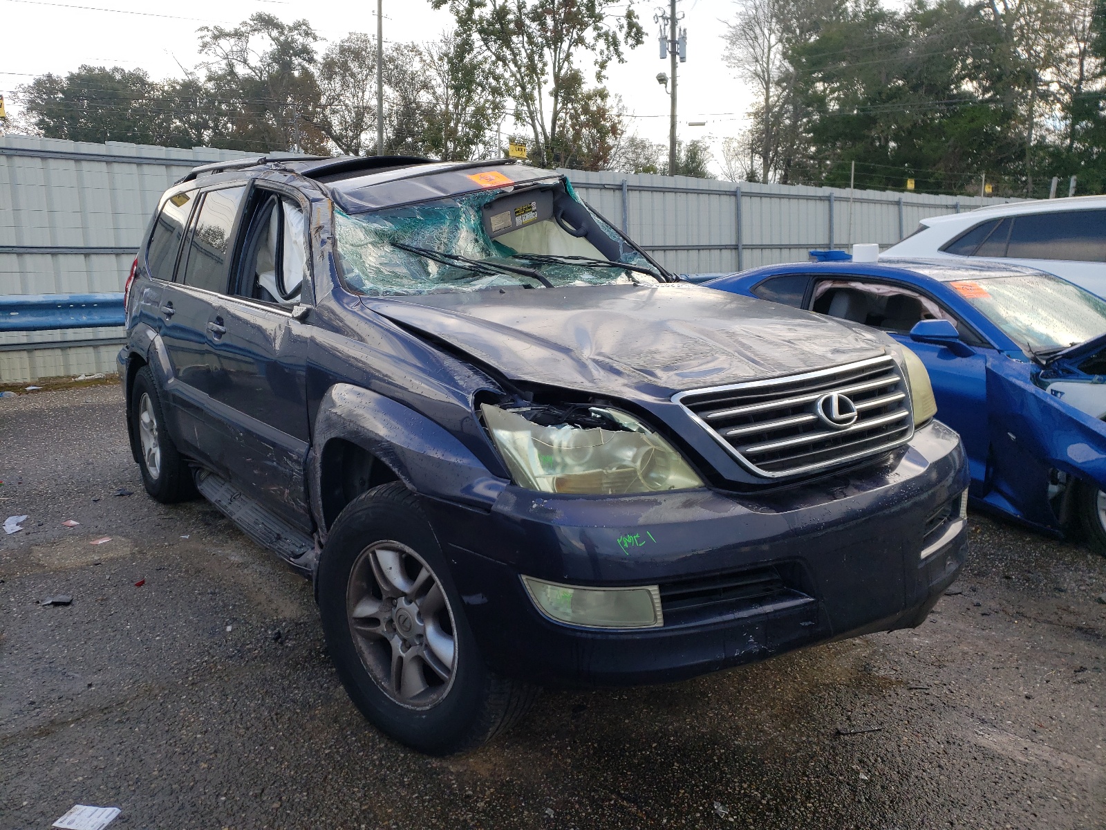 LEXUS GX 470 2004 with VIN JTJBT20XX40067121 - Photo from auction
