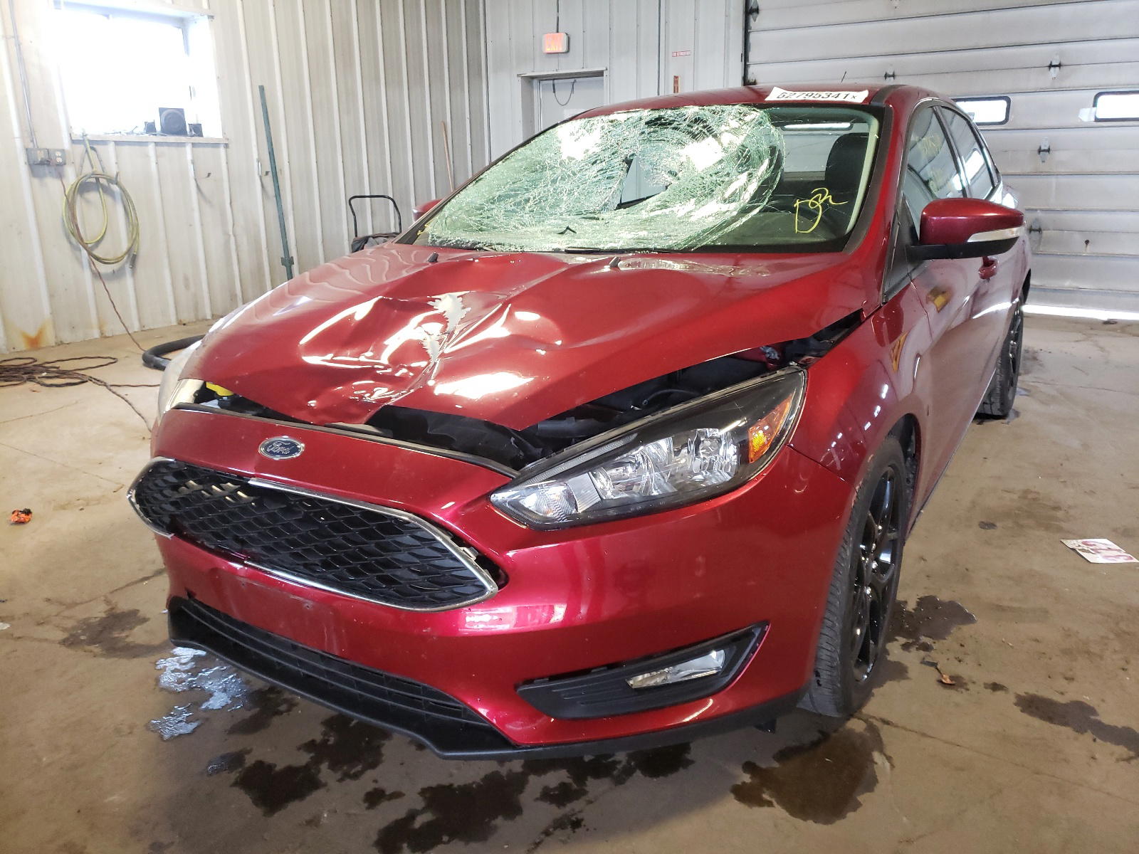 Photo 2 from auction – 2016 FORD FOCUS SE with VIN 1FADP3F2XGL282184