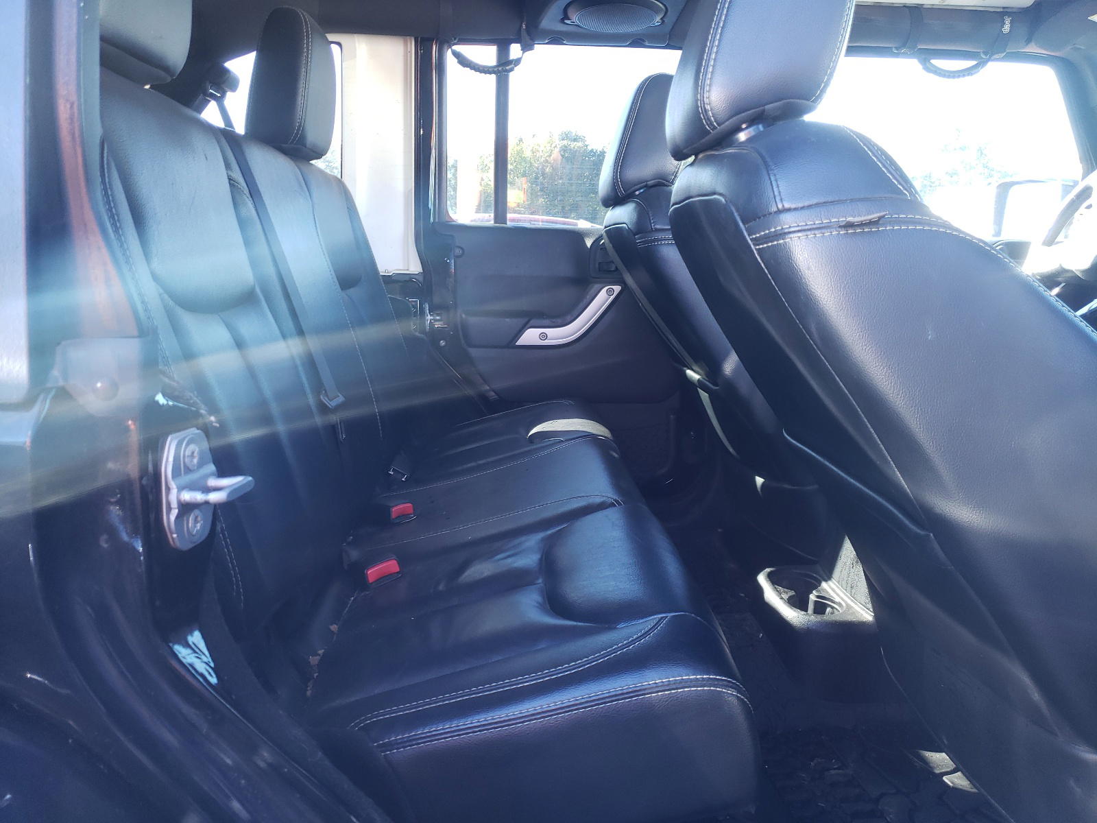 Photo 6 from auction – 2014 JEEP WRANGLER U with VIN 1C4HJWEG4EL259010