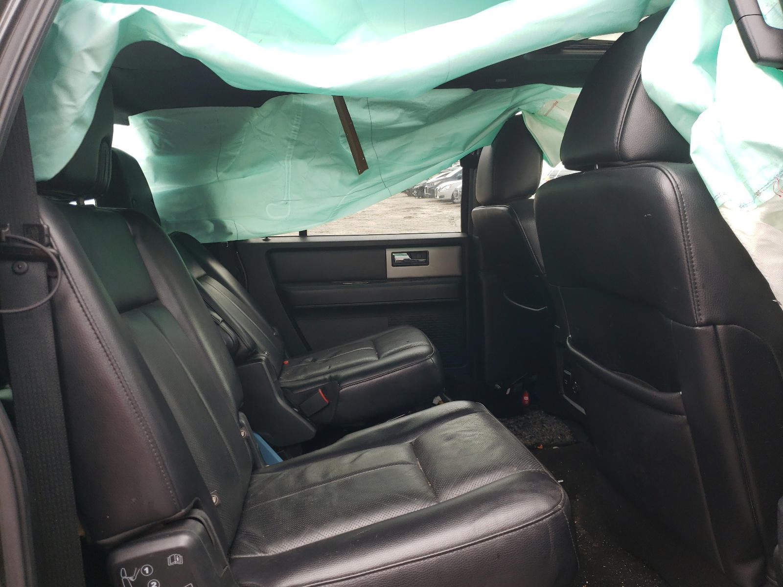 Photo 6 from auction – 2017 FORD EXPEDITION with VIN 1FMJK2AT8HEA27279