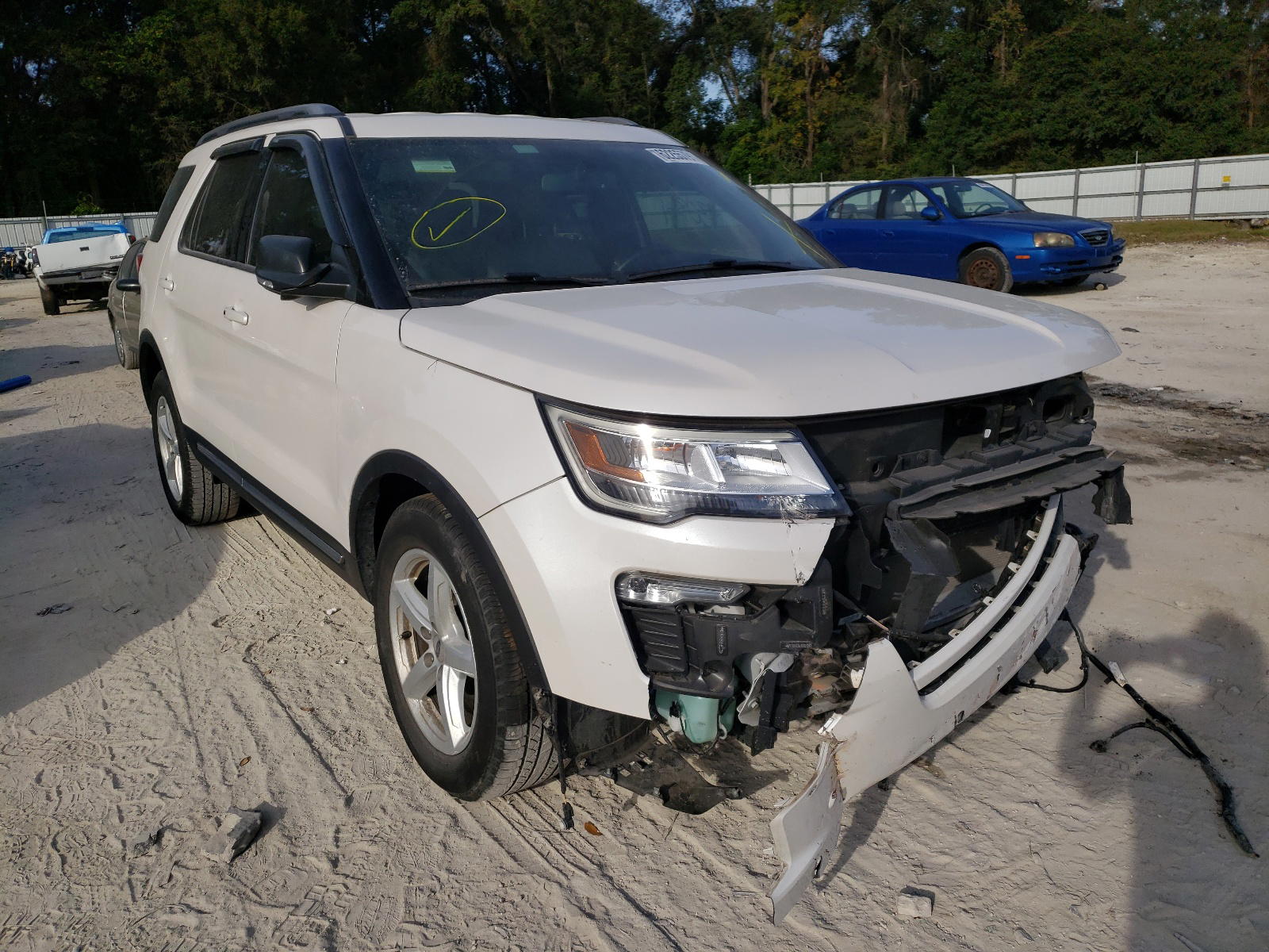 FORD EXPLORER X 2019 with VIN 1FM5K7DH2KGB03130 - Photo from auction