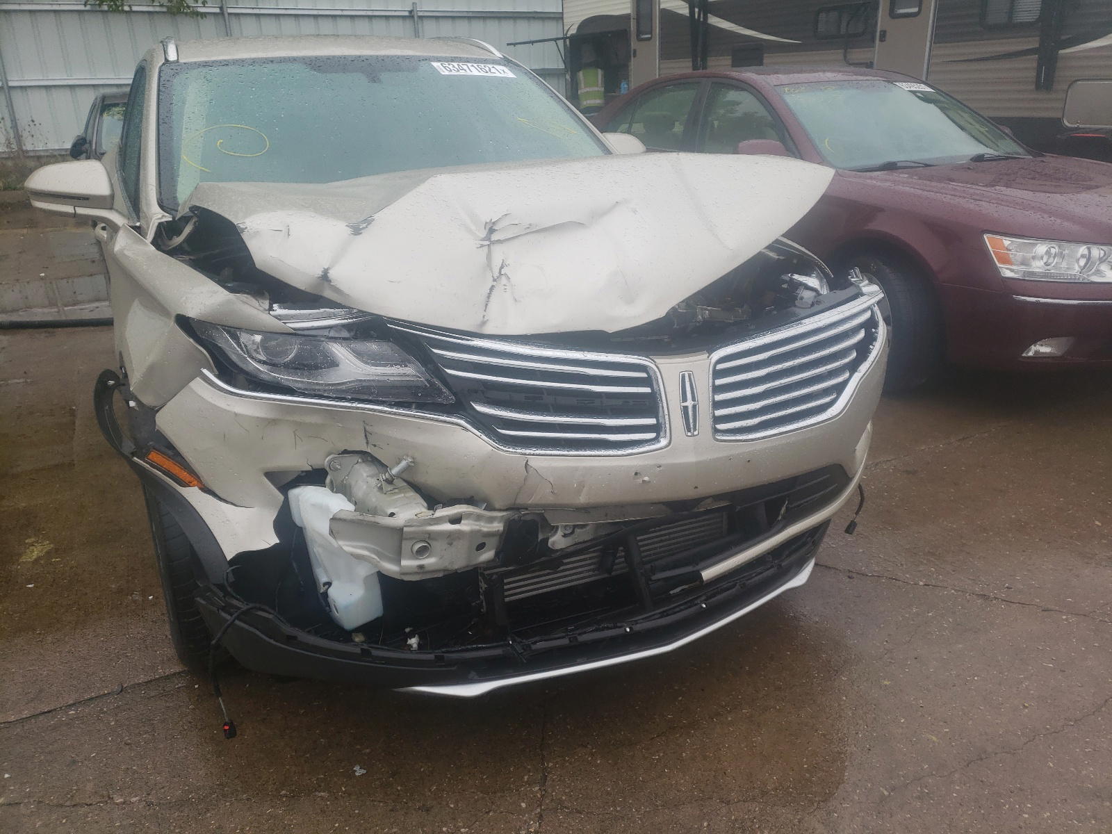 Photo 9 from auction – 2017 LINCOLN MKC SELECT with VIN 5LMCJ2D98HUL51685