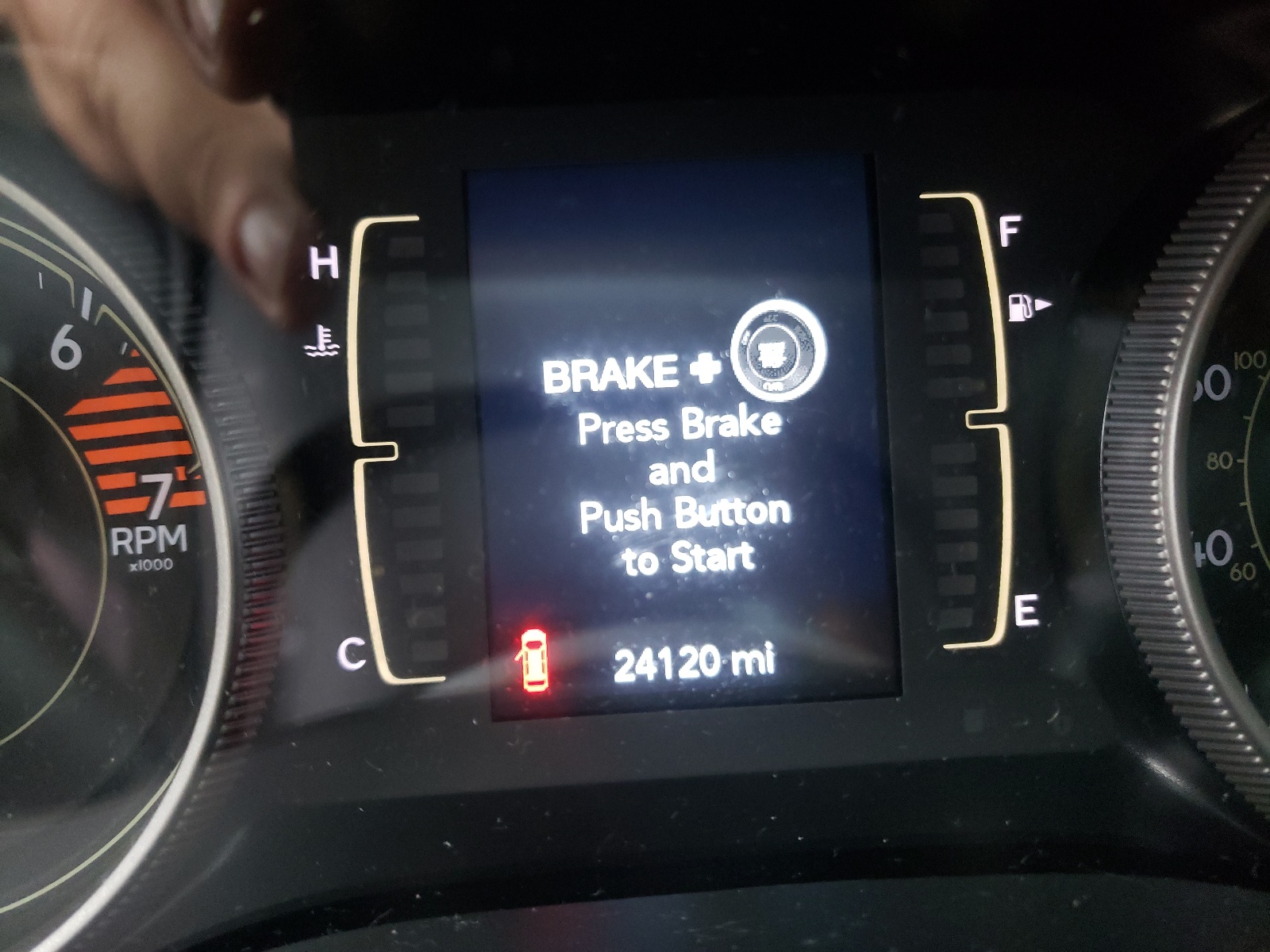 Photo 8 from auction – 2019 JEEP CHEROKEE L with VIN 1C4PJMLBXKD287214