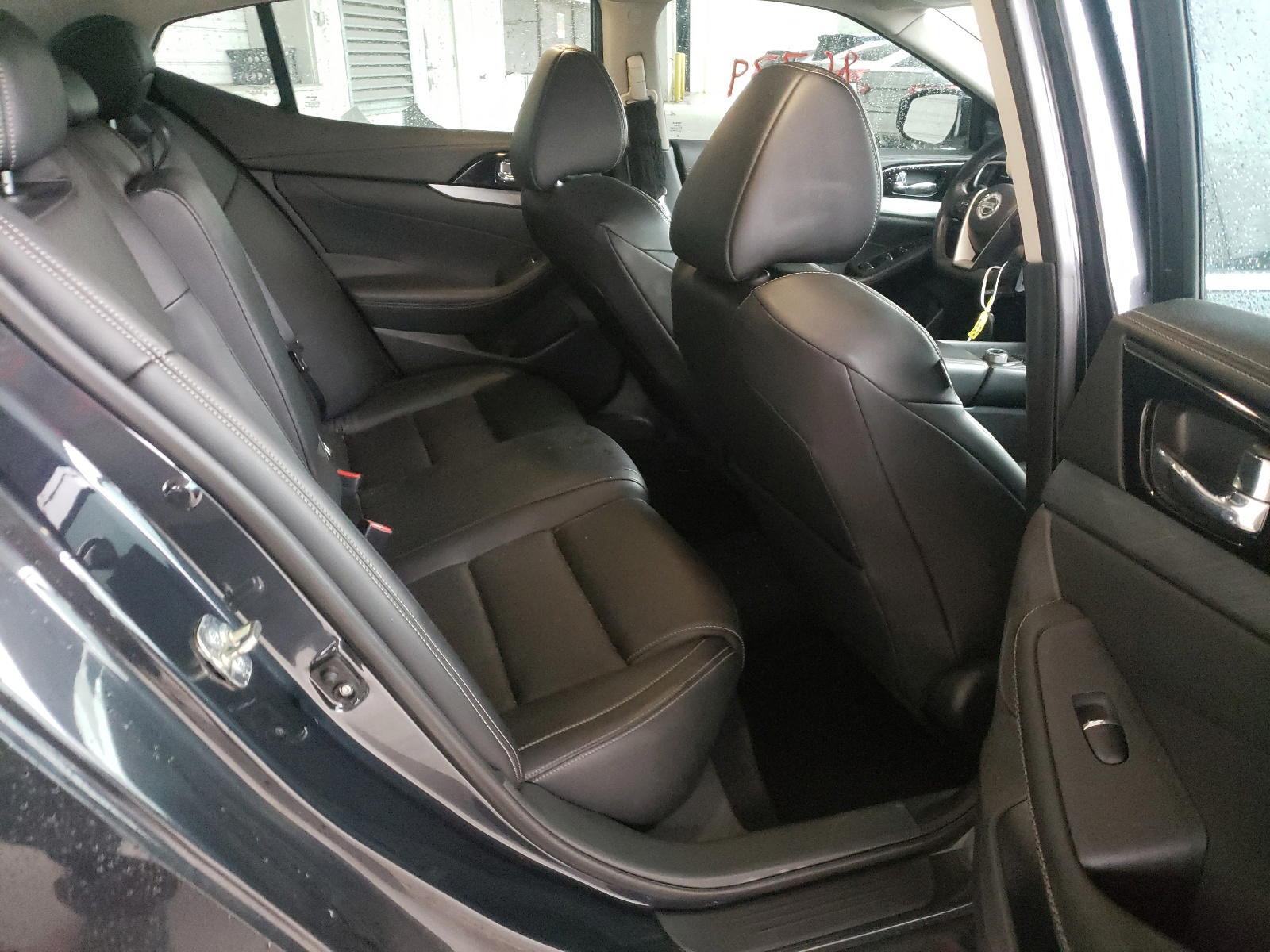 Photo 6 from auction – 2016 NISSAN MAXIMA 3.5 with VIN 1N4AA6AP4GC376795
