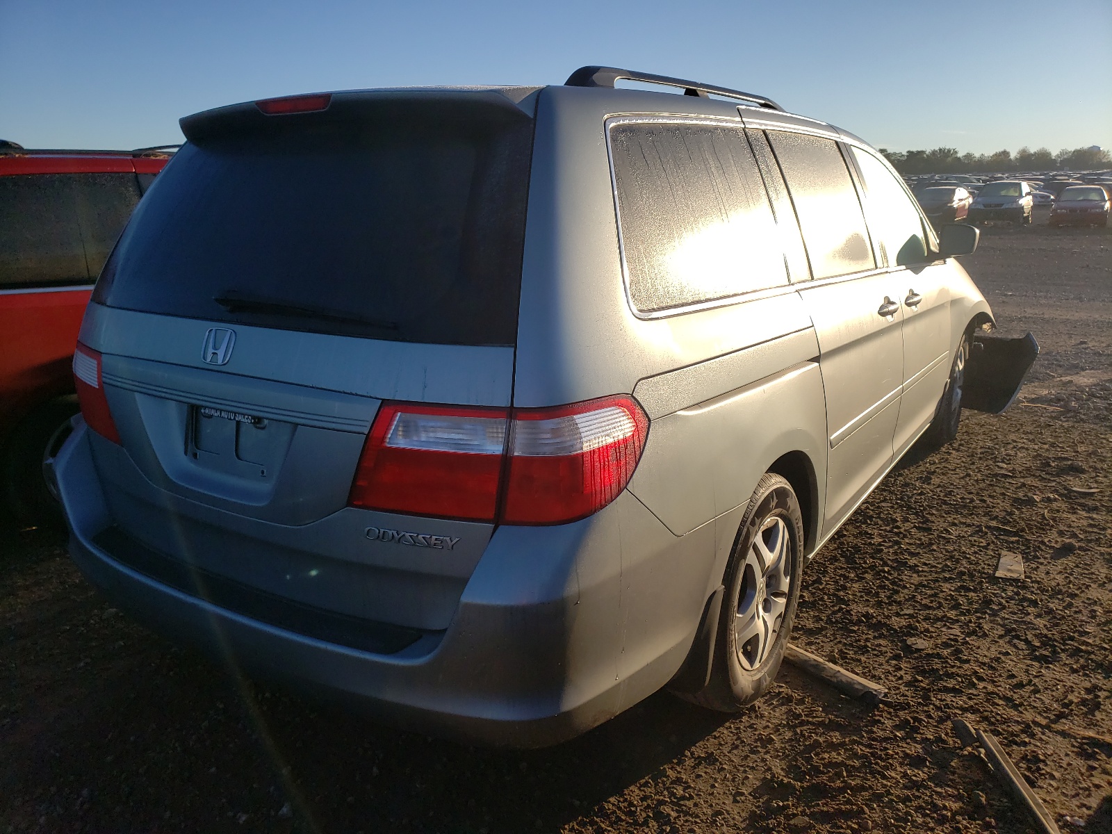 Photo 4 from auction – 2005 HONDA ODYSSEY EX with VIN 5FNRL38675B076669