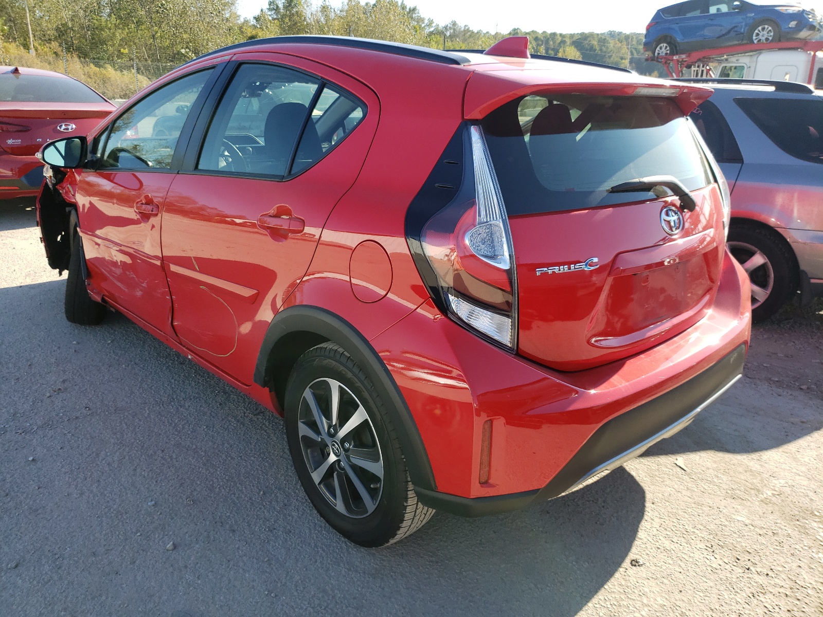 Photo 3 from auction – 2018 TOYOTA PRIUS C with VIN JTDKDTB33J1602862