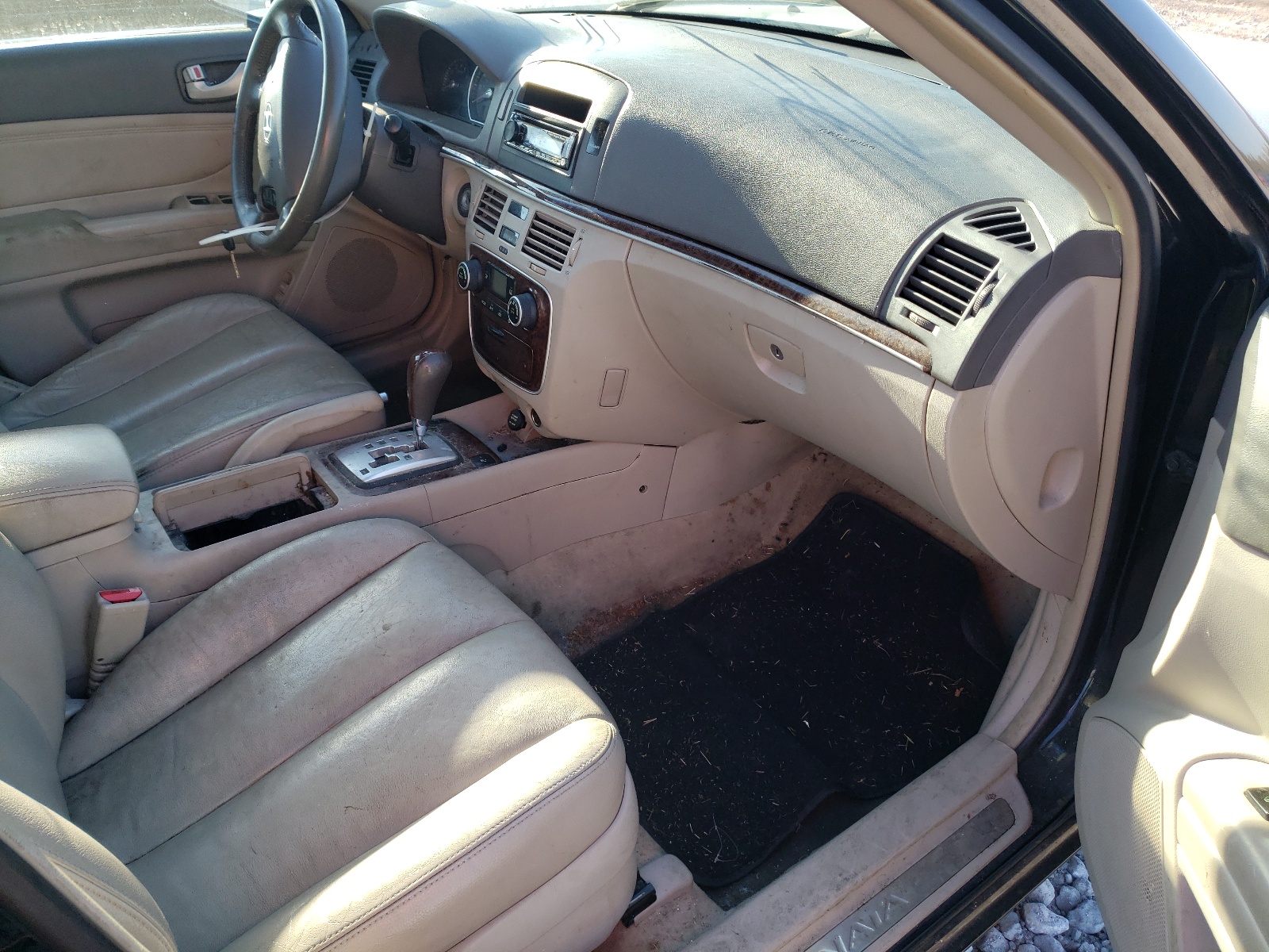 Photo 5 from auction – 2006 HYUNDAI SONATA with VIN 5NPEU46F66H084169