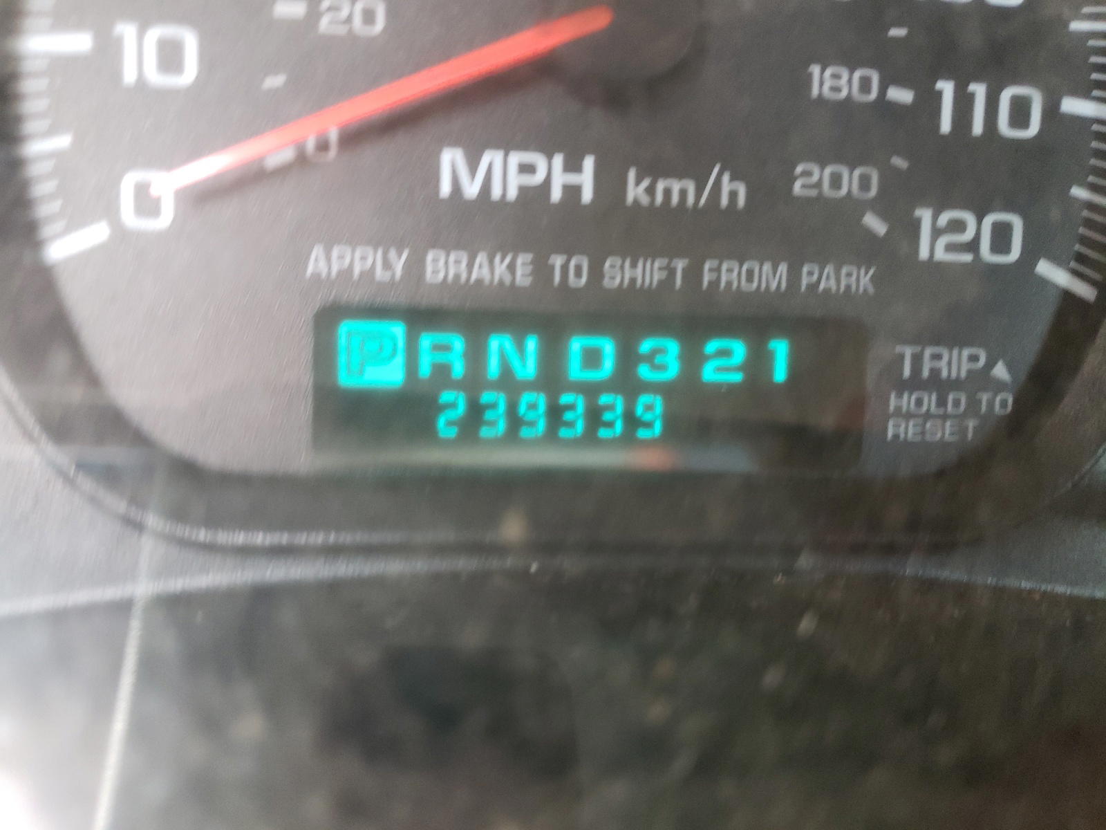 Photo 8 from auction – 2004 CHEVROLET IMPALA with VIN 2G1WF52E549454523