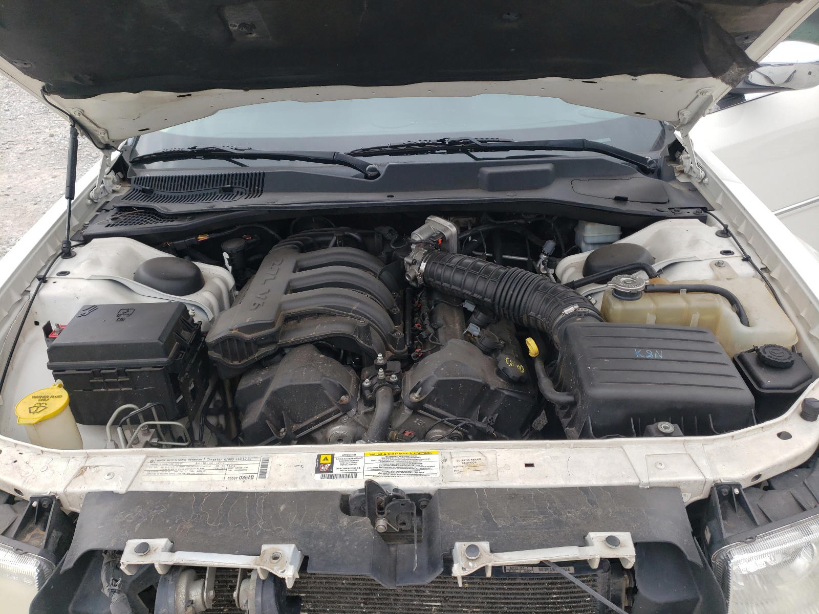 Photo 7 from auction – 2010 CHRYSLER 300 TOURIN with VIN 2C3CA4CD4AH198972