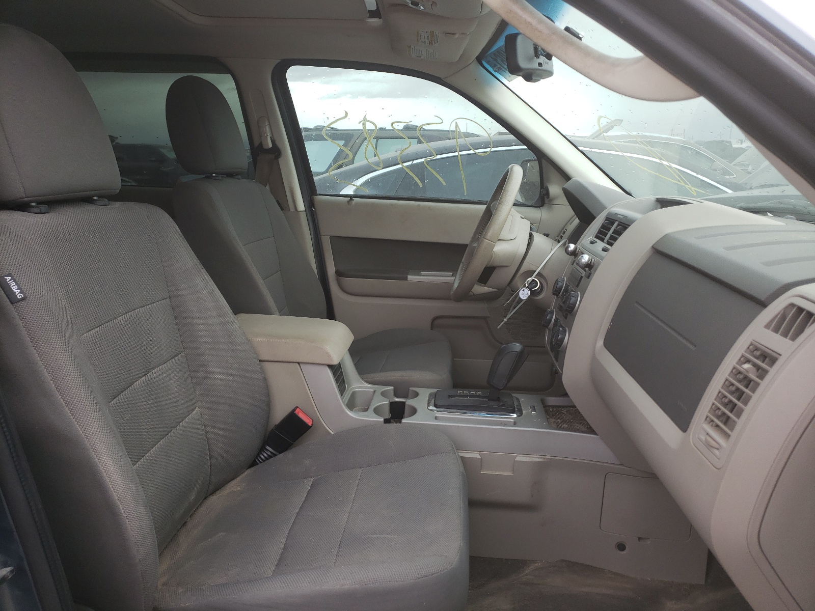 Photo 5 from auction – 2010 FORD ESCAPE XLT with VIN 1FMCU0DG8AKA44807