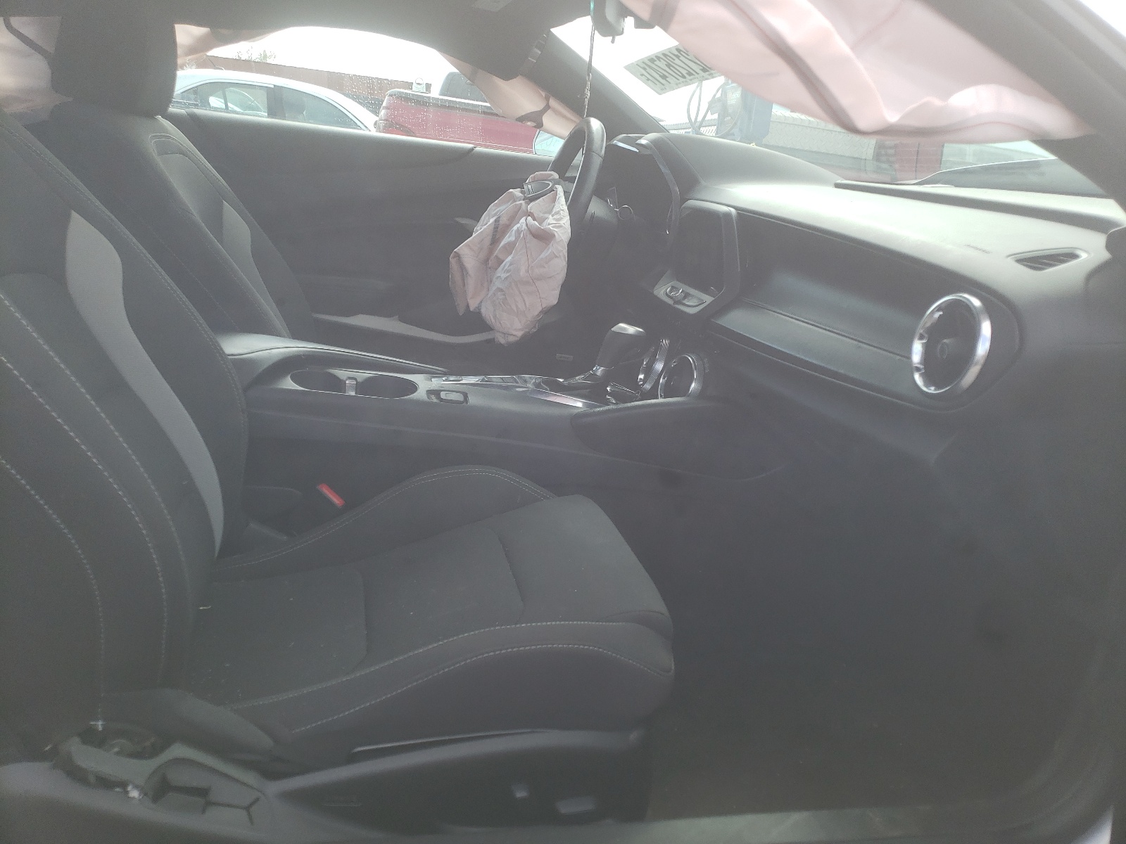 Photo 5 from auction – 2018 CHEVROLET CAMARO LT with VIN 1G1FB1RS2J0187024