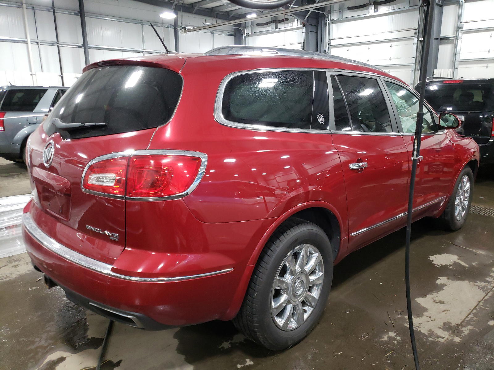 Photo 4 from auction – 2014 BUICK ENCLAVE with VIN 5GAKVBKD4EJ166739
