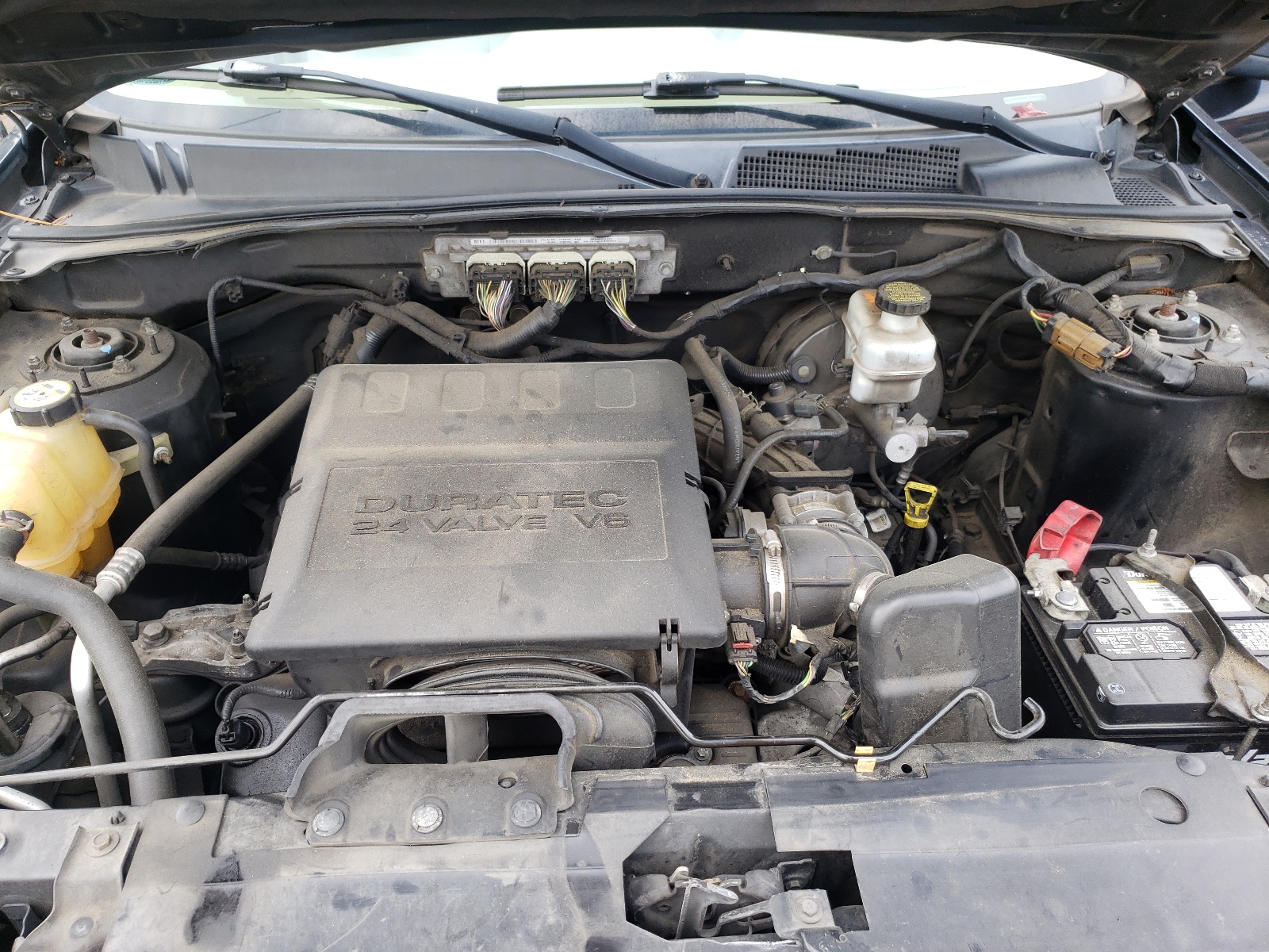 Photo 7 from auction – 2010 FORD ESCAPE XLT with VIN 1FMCU9DG7AKC27832