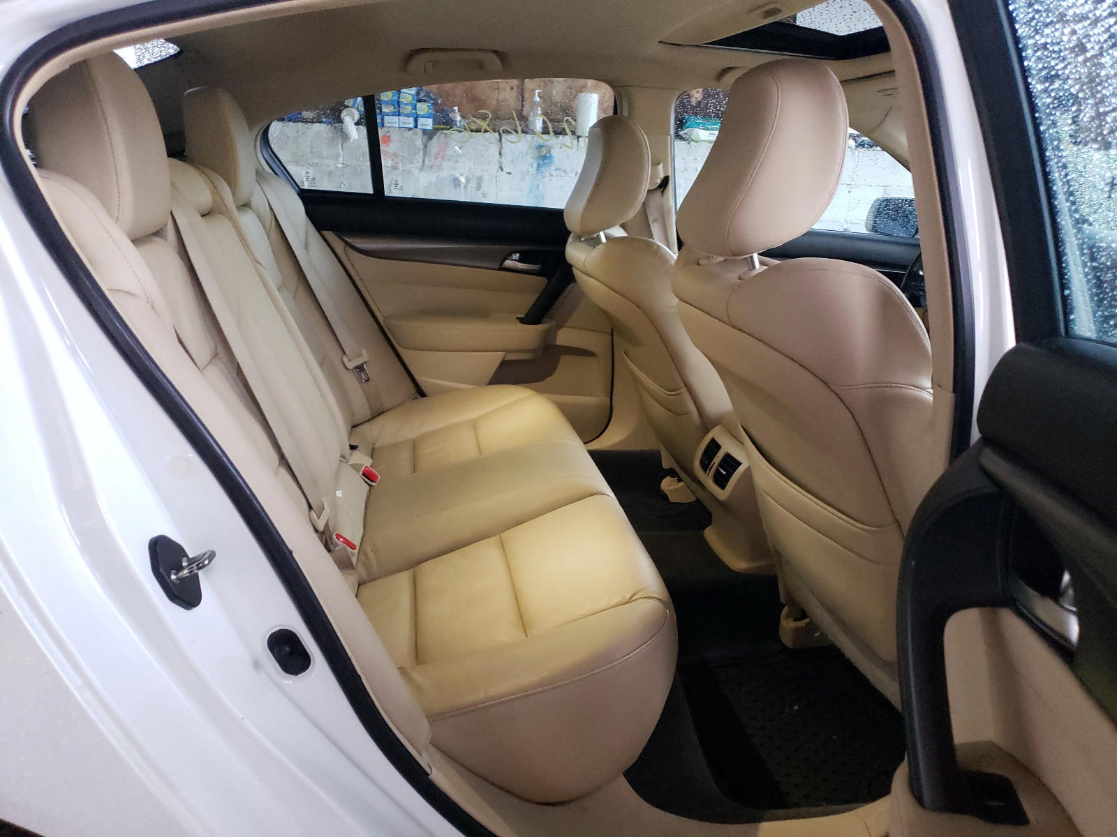 Photo 6 from auction – 2013 ACURA TL with VIN 19UUA8F22DA013386