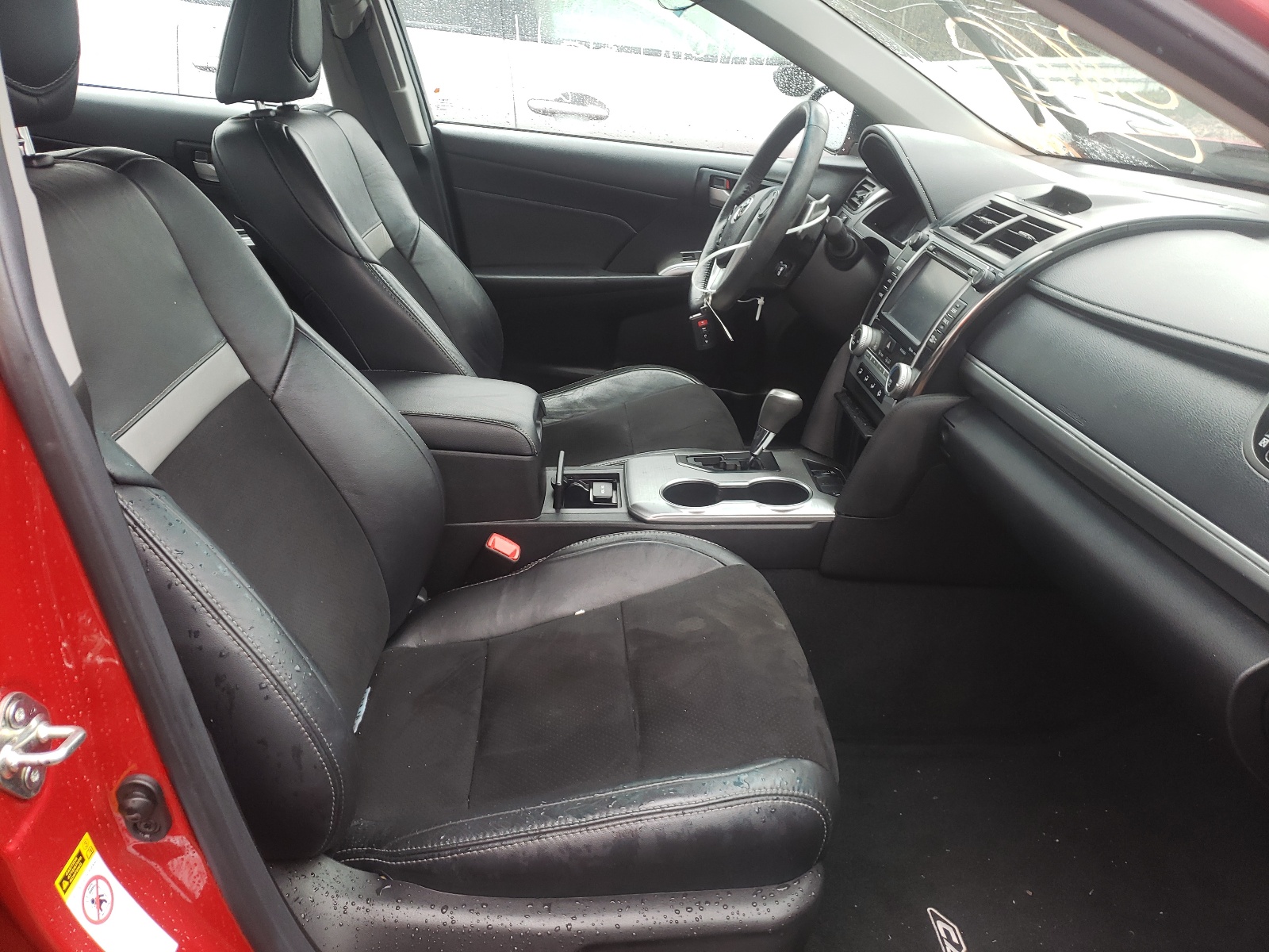 Photo 5 from auction – 2014 TOYOTA CAMRY L with VIN 4T1BF1FKXEU803058